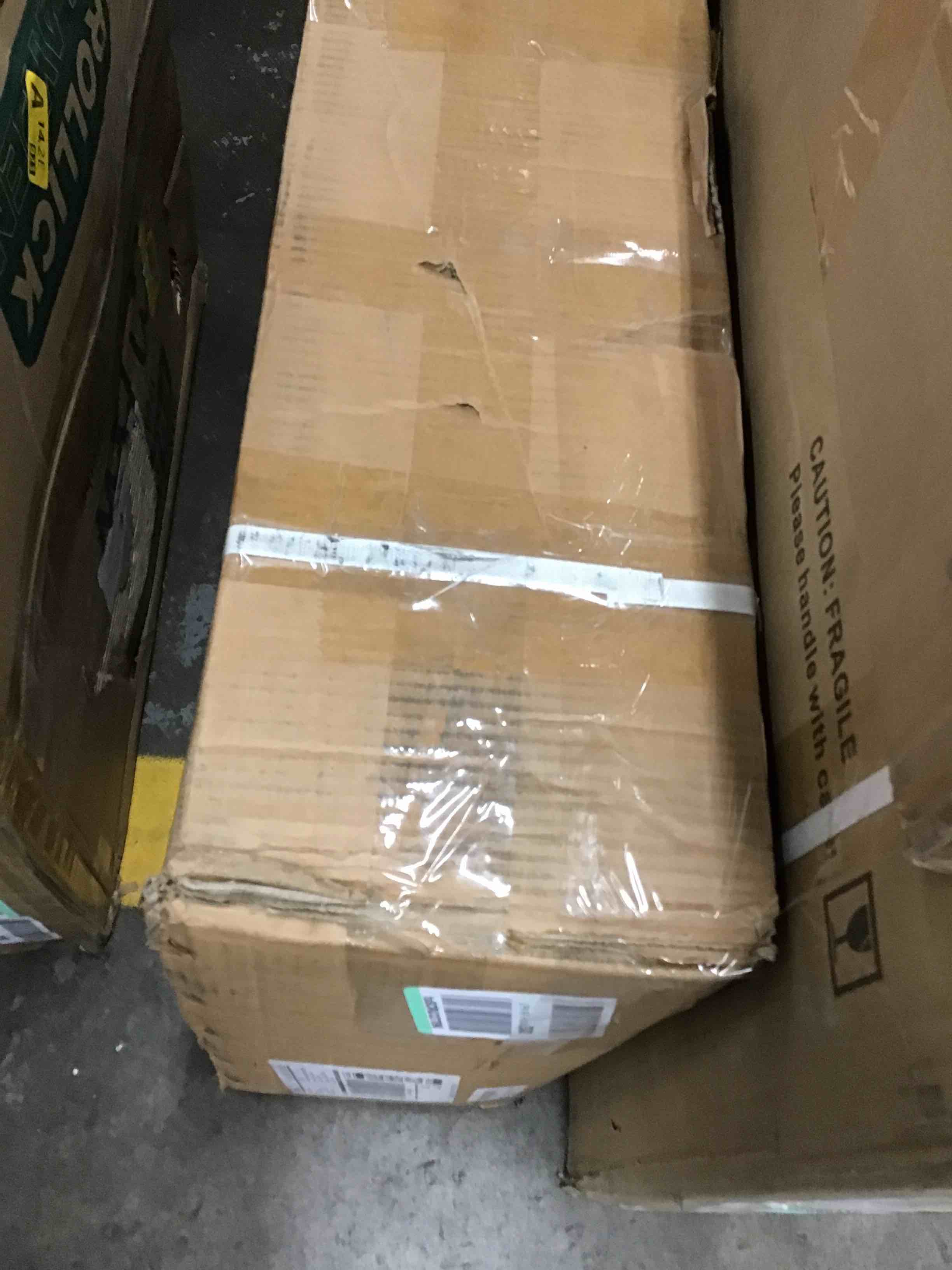 https://s3.amazonaws.com/lotting-images-prod/bidfta/YEL6070970_1716922249422.jpeg