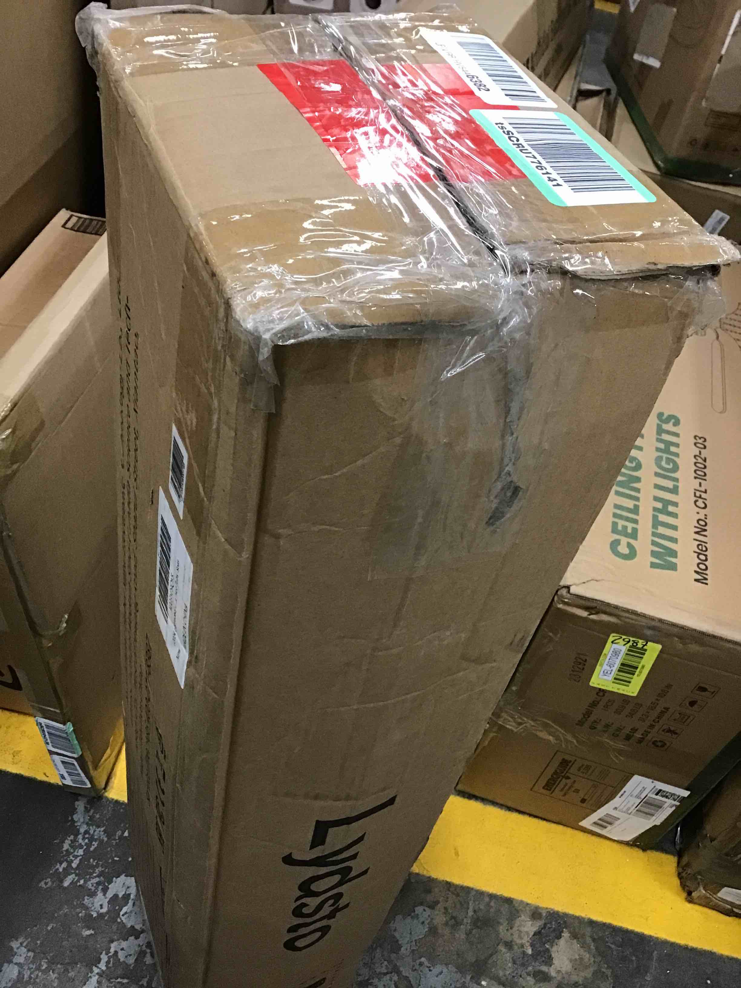 https://s3.amazonaws.com/lotting-images-prod/bidfta/YEL6070982_1716923854681.jpeg