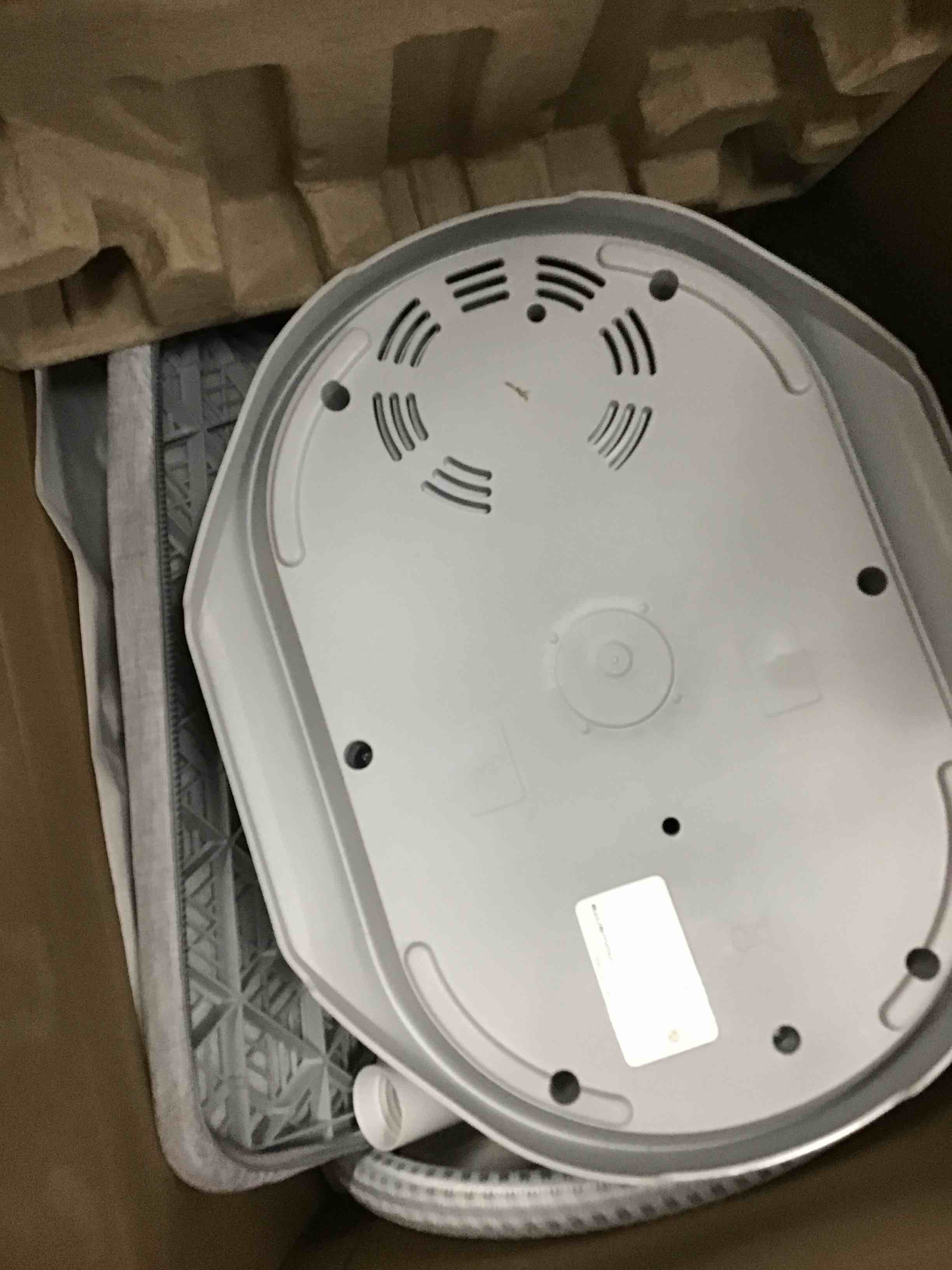 https://s3.amazonaws.com/lotting-images-prod/bidfta/YEL6071138_1717507204062.jpeg