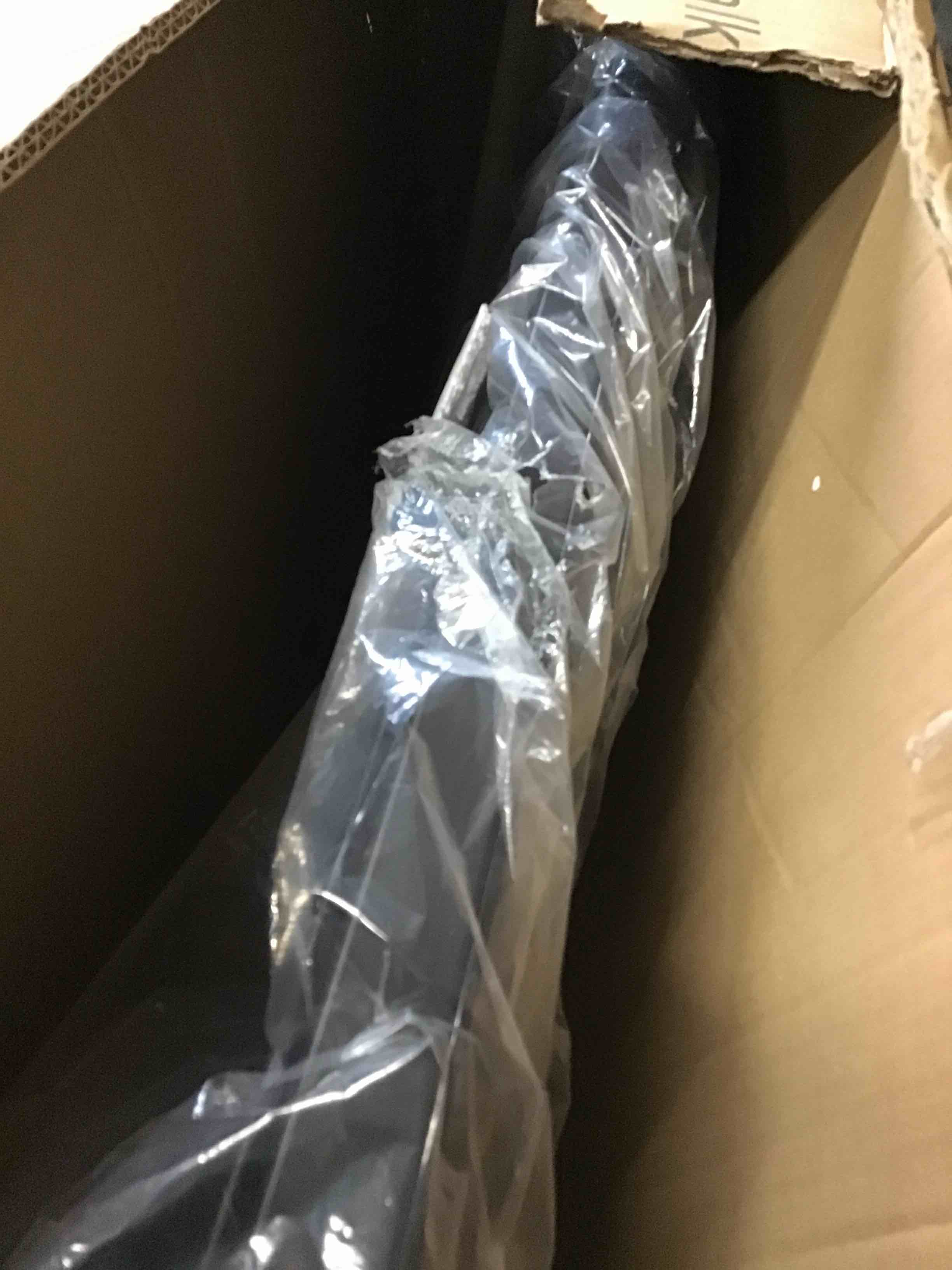 https://s3.amazonaws.com/lotting-images-prod/bidfta/YEL6071527_1718634657061.jpeg