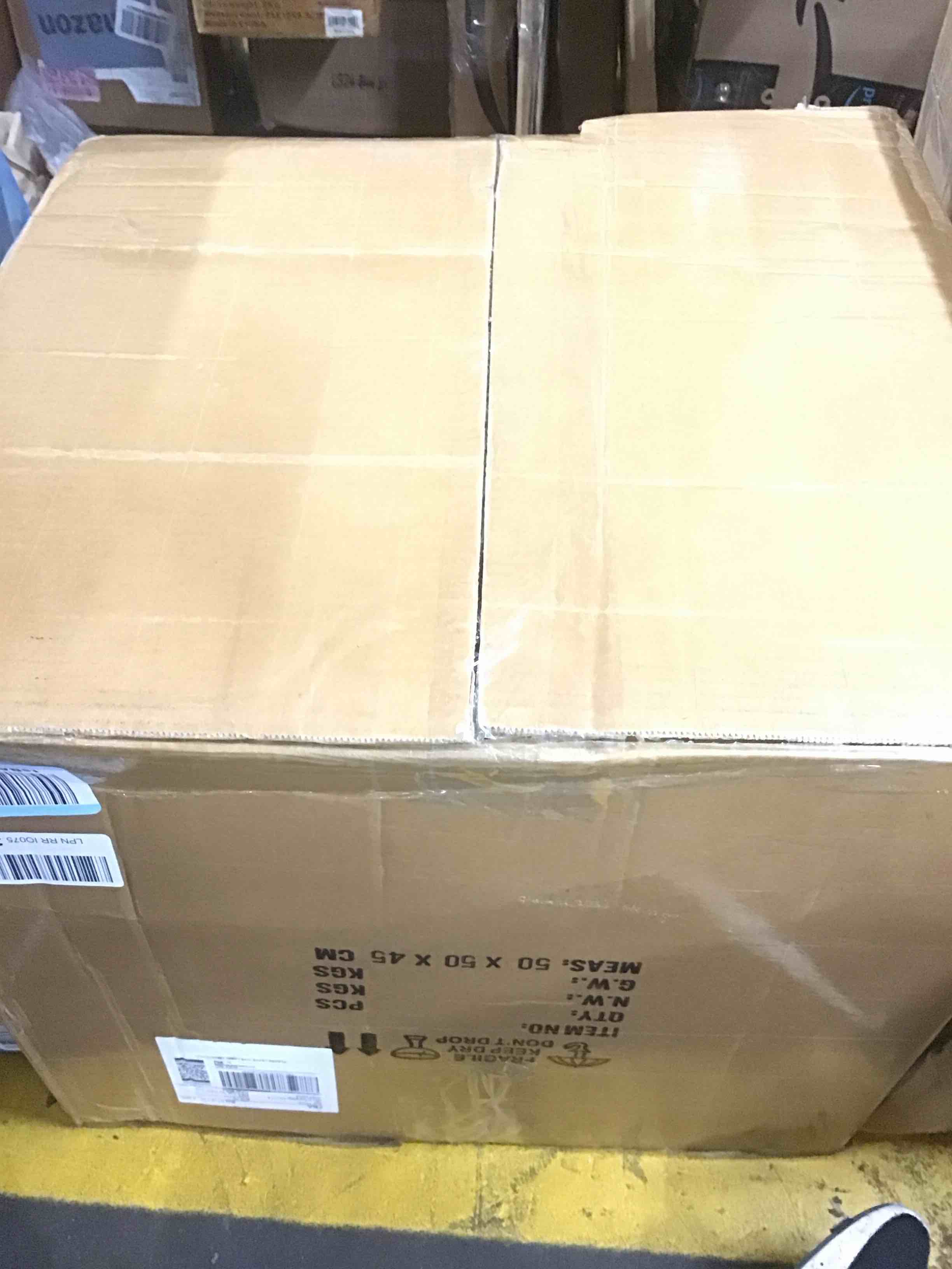 https://s3.amazonaws.com/lotting-images-prod/bidfta/YEL6073632_1715693379786.jpeg