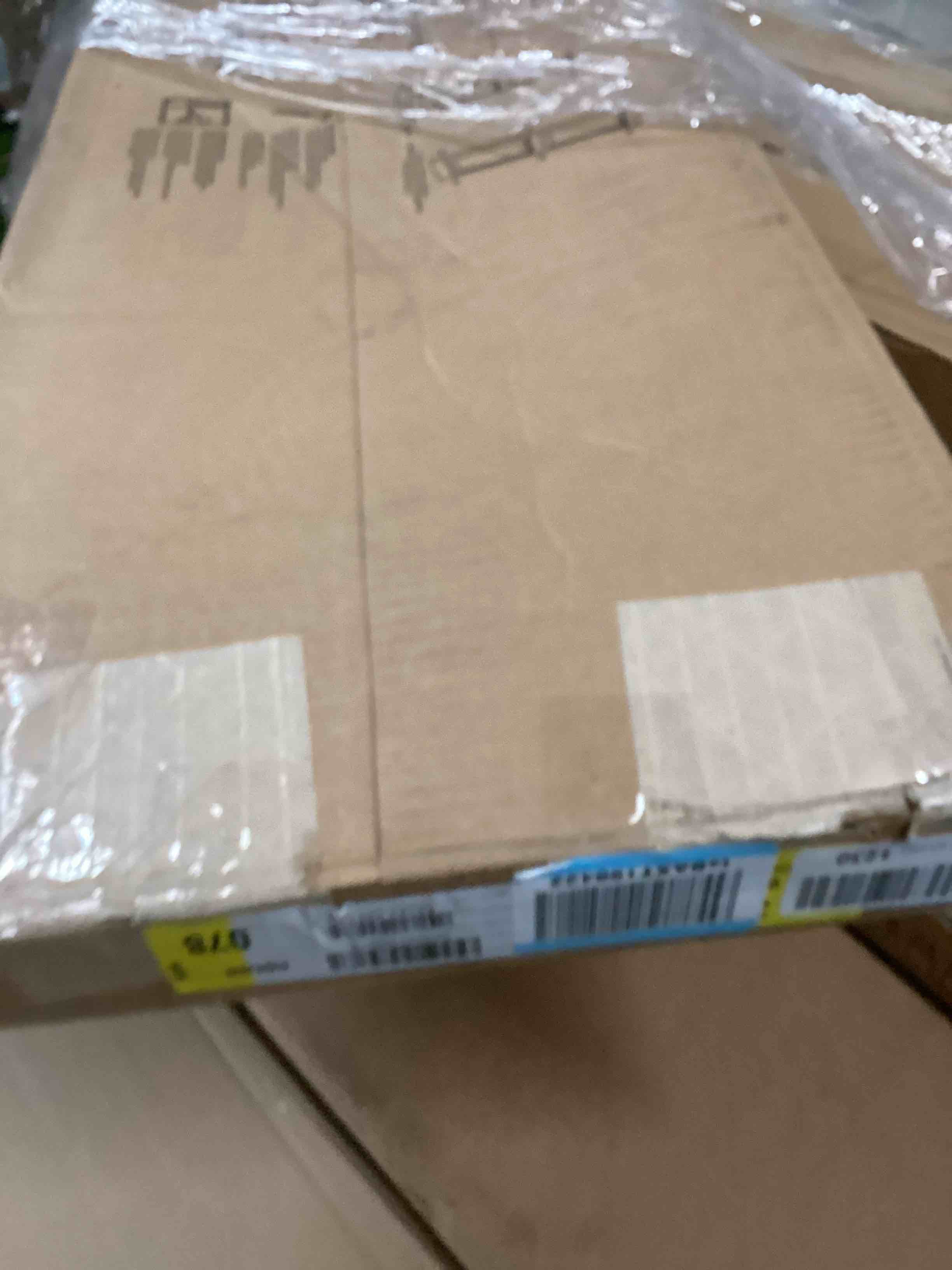 https://s3.amazonaws.com/lotting-images-prod/bidfta/YEL6074979_1720703568811.jpeg