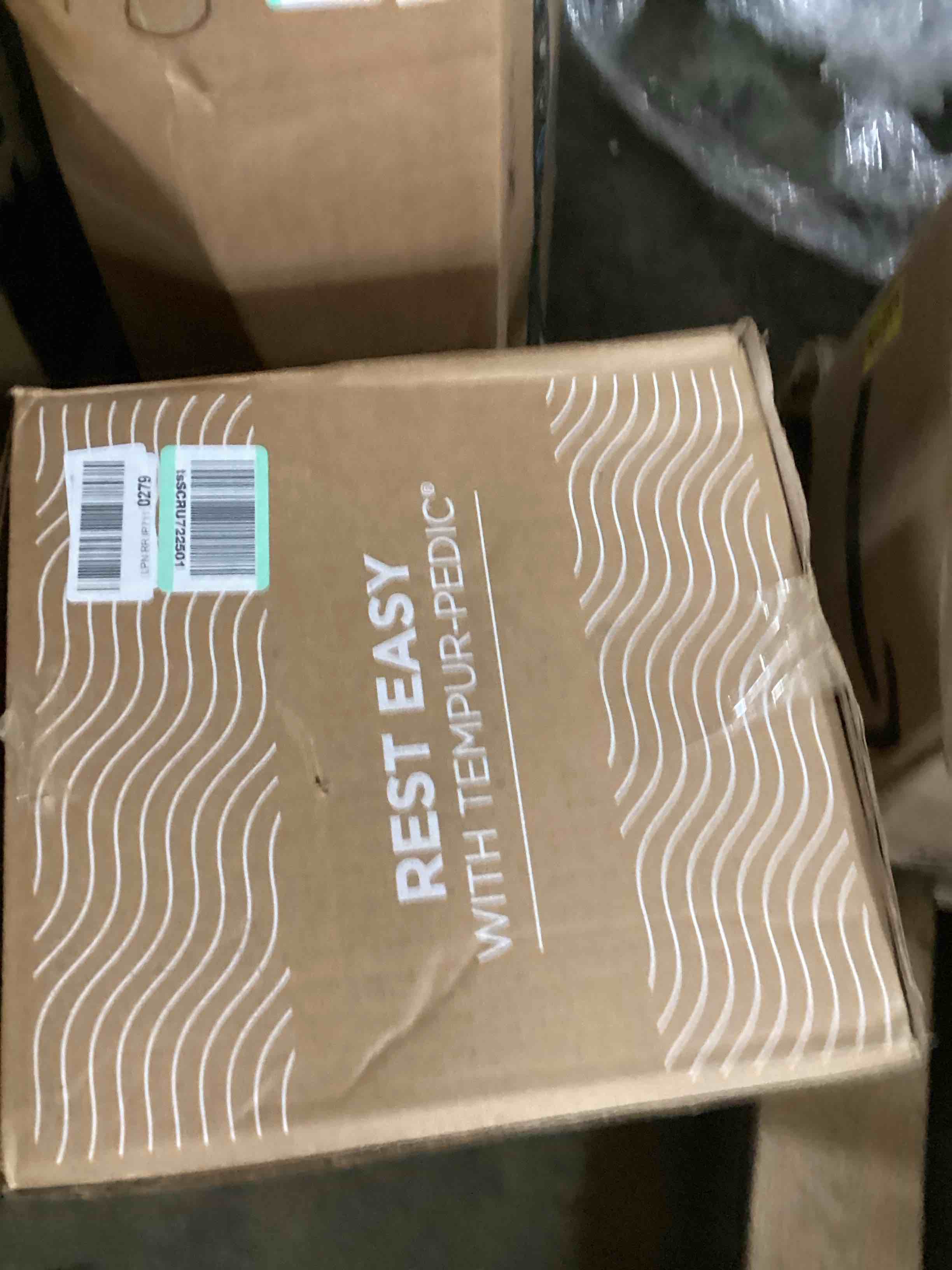 https://s3.amazonaws.com/lotting-images-prod/bidfta/YEL6076974_1721304866356.jpeg