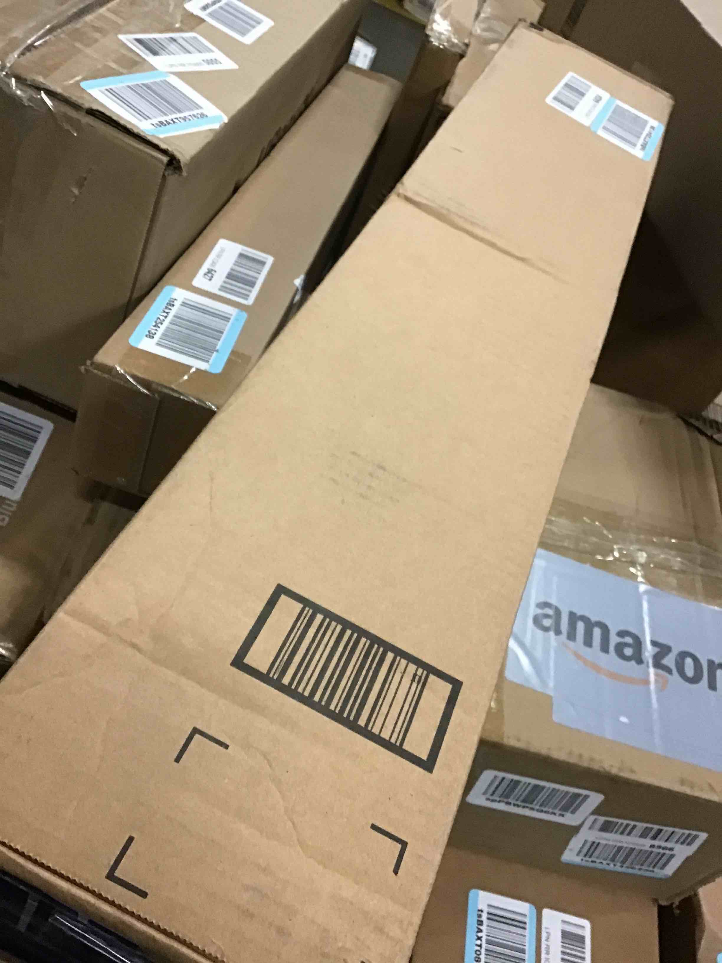 https://s3.amazonaws.com/lotting-images-prod/bidfta/YEL6079445_1715355946051.jpeg