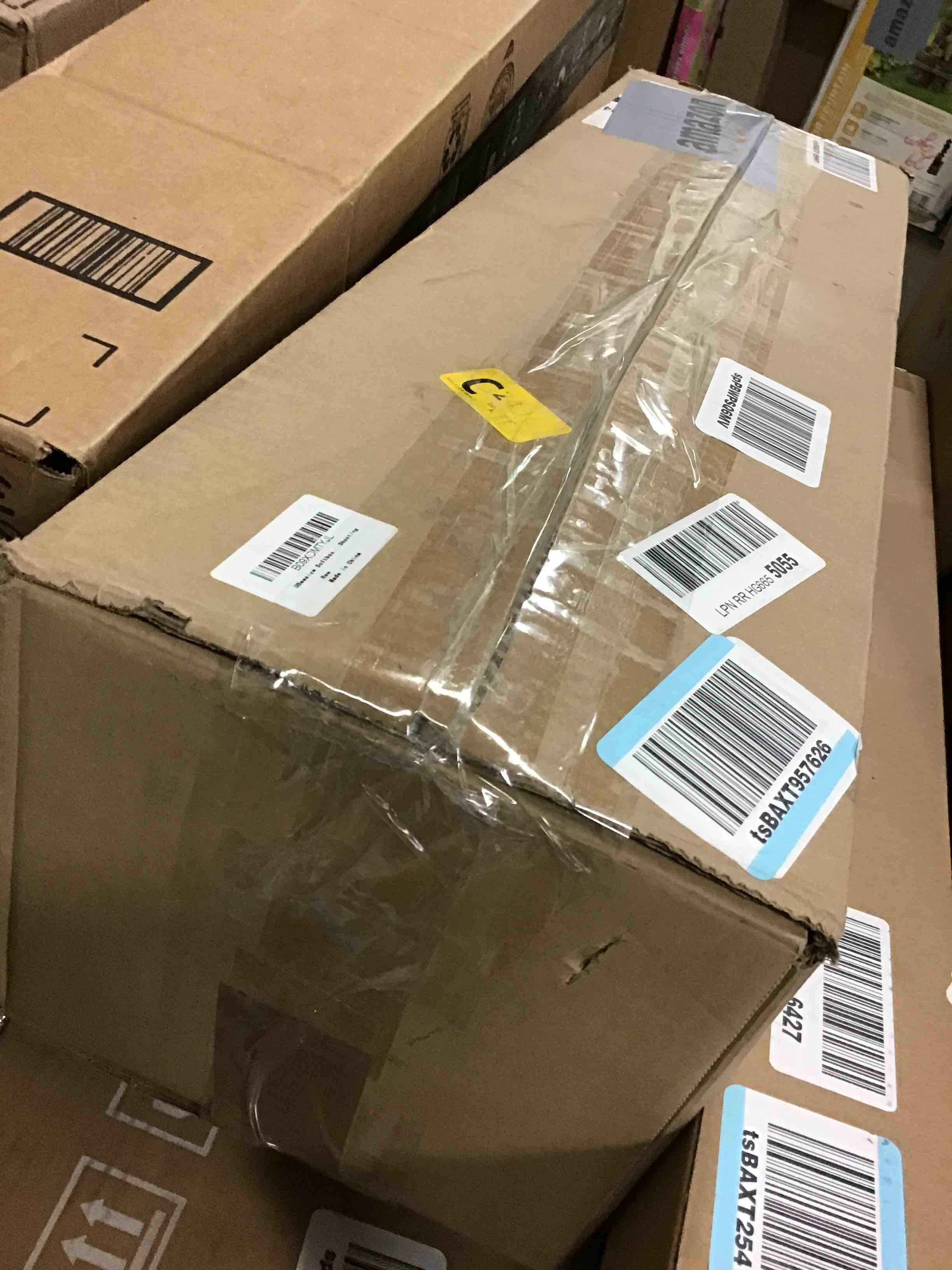 https://s3.amazonaws.com/lotting-images-prod/bidfta/YEL6079446_1715356123280.jpeg