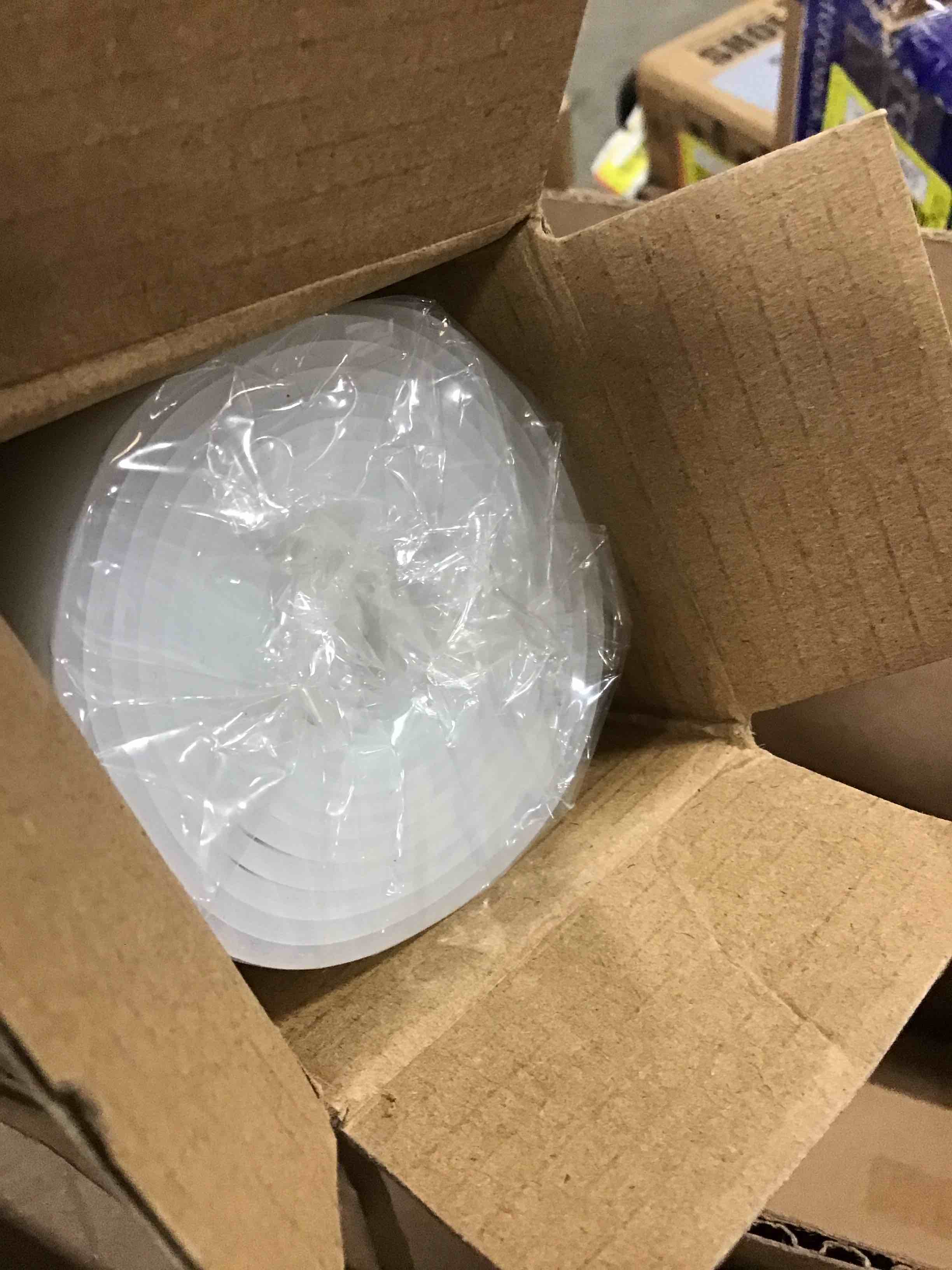 https://s3.amazonaws.com/lotting-images-prod/bidfta/YEL6079450_1715356877071.jpeg