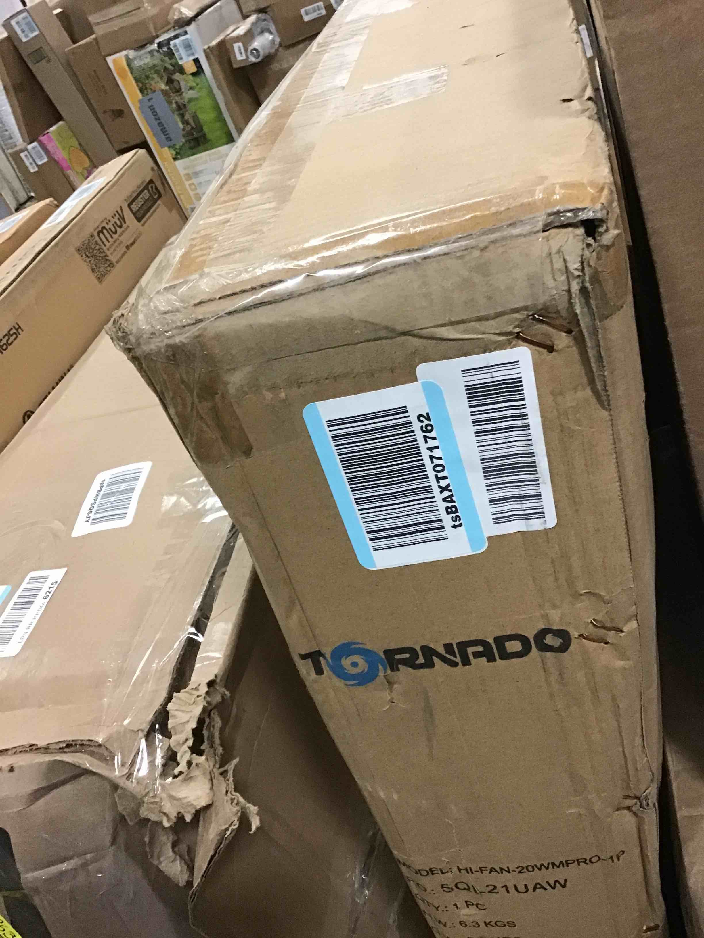 https://s3.amazonaws.com/lotting-images-prod/bidfta/YEL6079461_1715359610725.jpeg