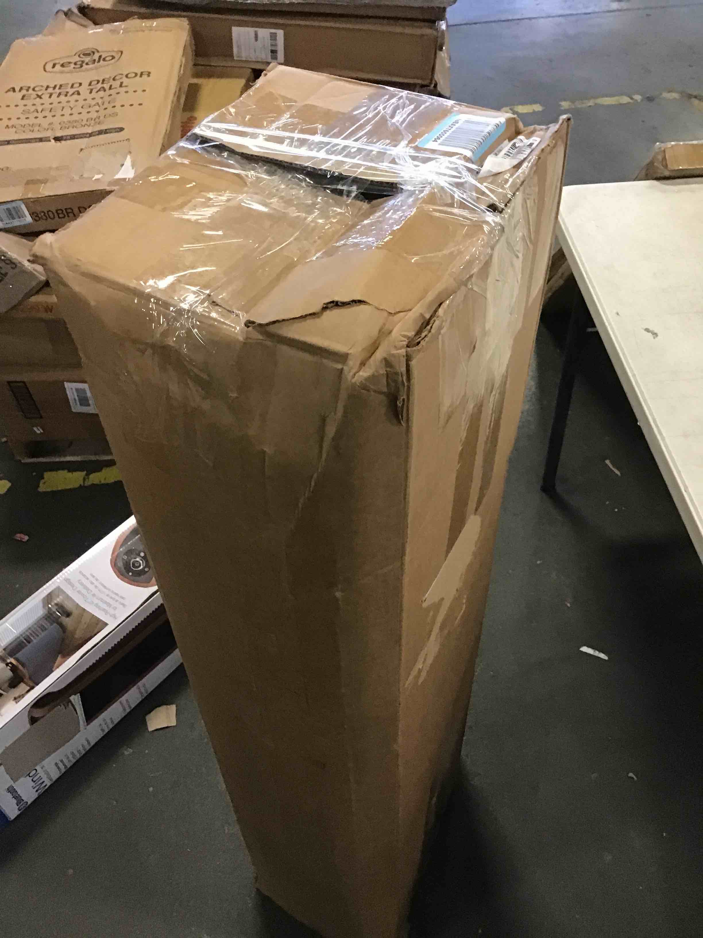 https://s3.amazonaws.com/lotting-images-prod/bidfta/YEL6080161_1708458515017.jpeg