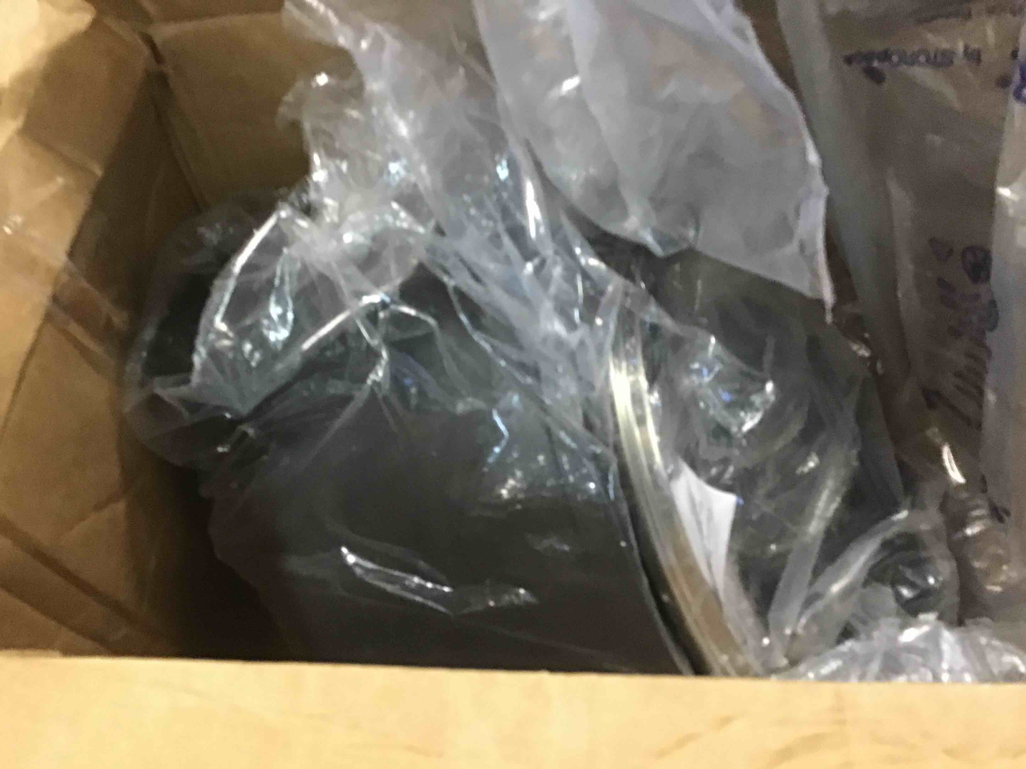 https://s3.amazonaws.com/lotting-images-prod/bidfta/YEL6080191_1708463115773.jpeg