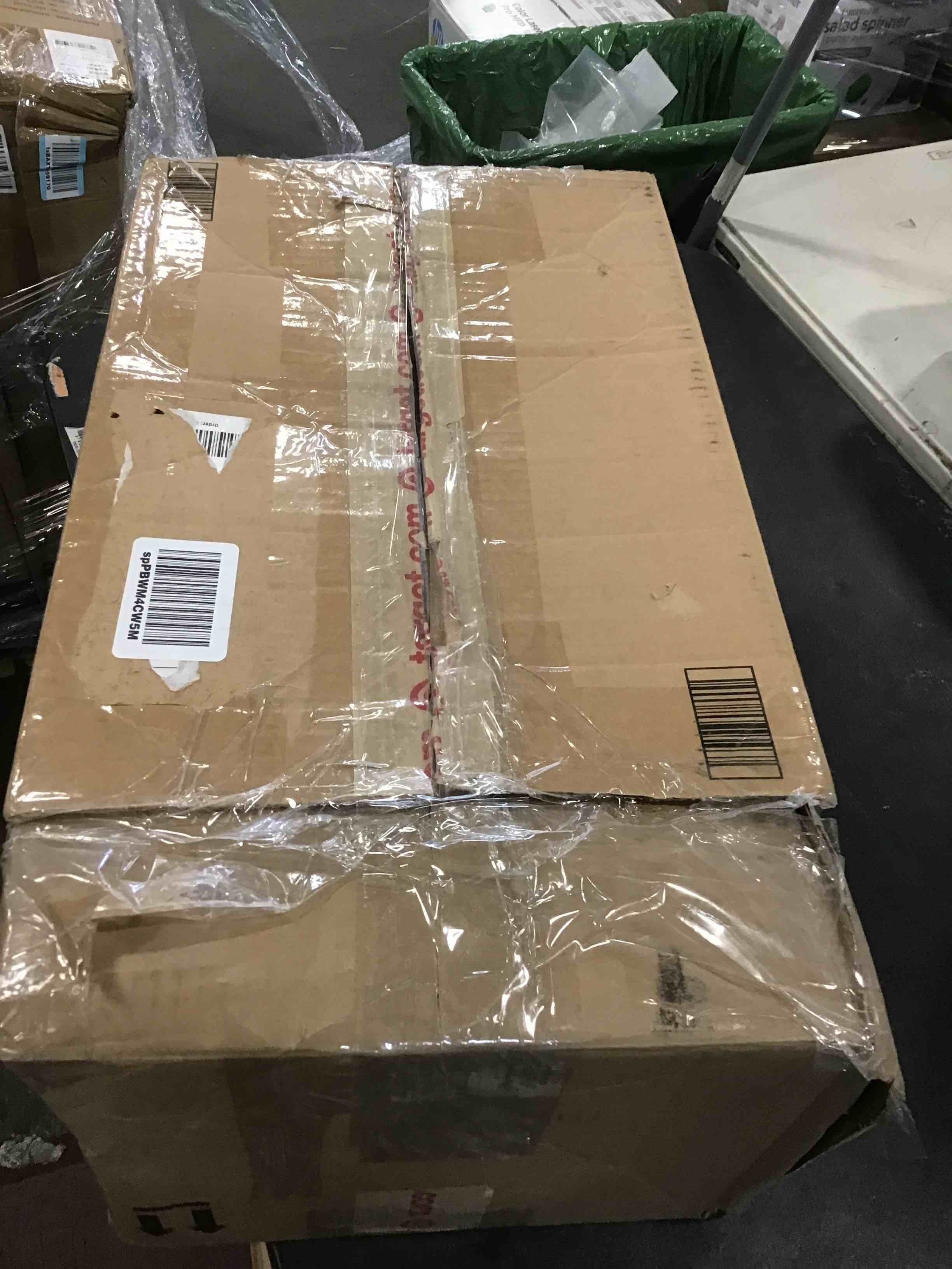 https://s3.amazonaws.com/lotting-images-prod/bidfta/YEL6080577_1708697959847.jpeg