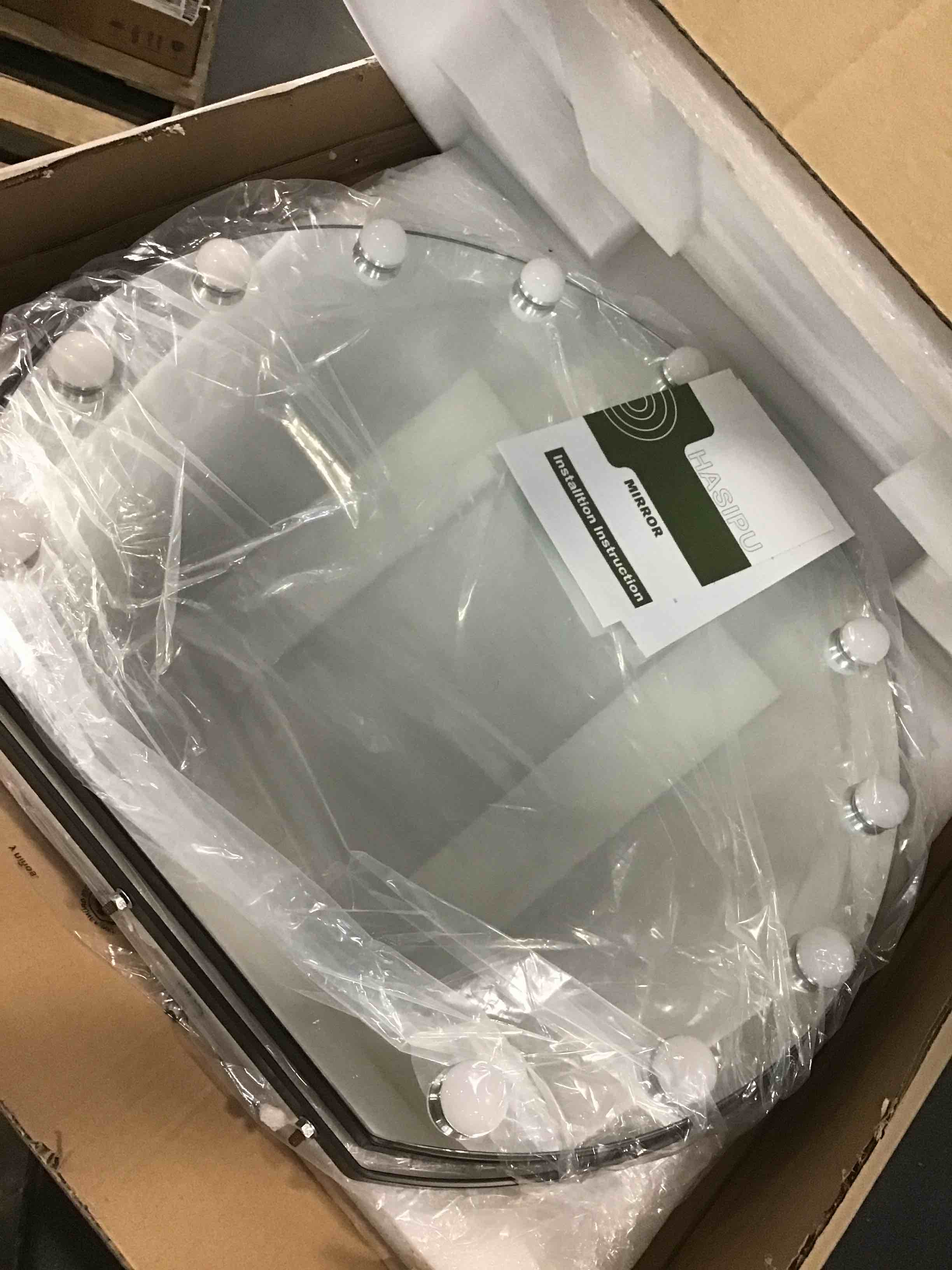 https://s3.amazonaws.com/lotting-images-prod/bidfta/YEL6080730_1708713525435.jpeg