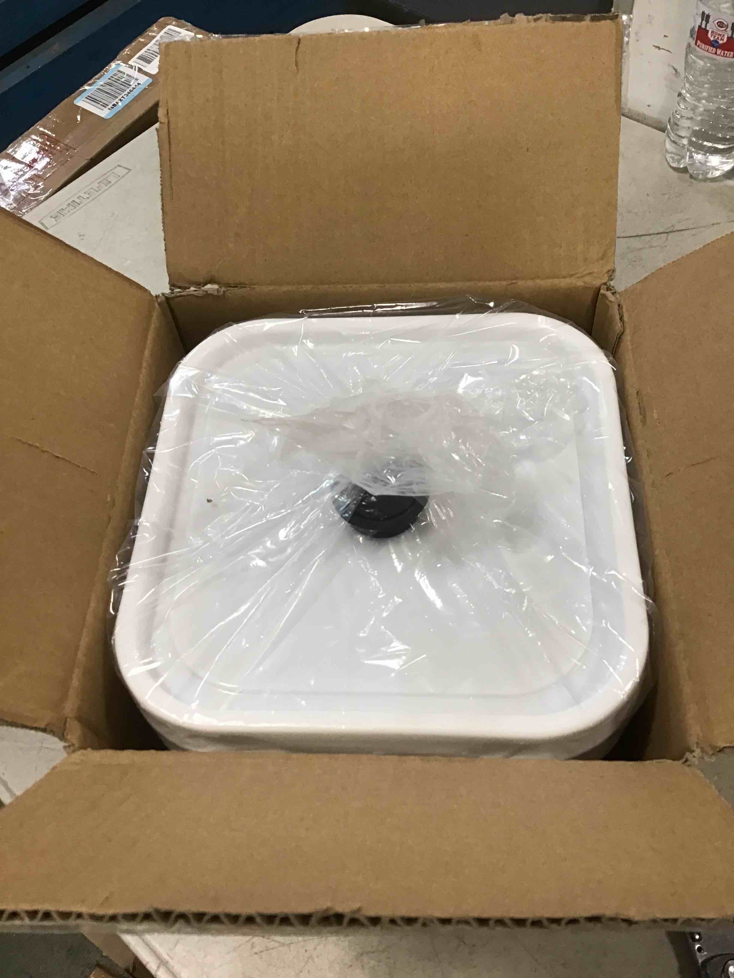https://s3.amazonaws.com/lotting-images-prod/bidfta/YEL6080914_1708880733304.jpeg