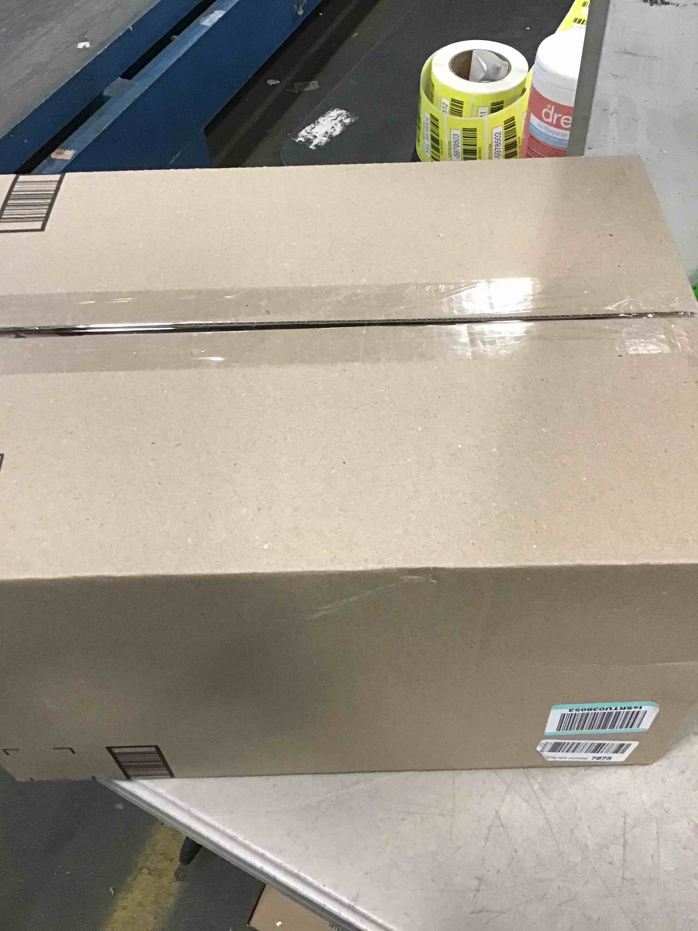 https://s3.amazonaws.com/lotting-images-prod/bidfta/YEL6081207_1708973300913.jpeg