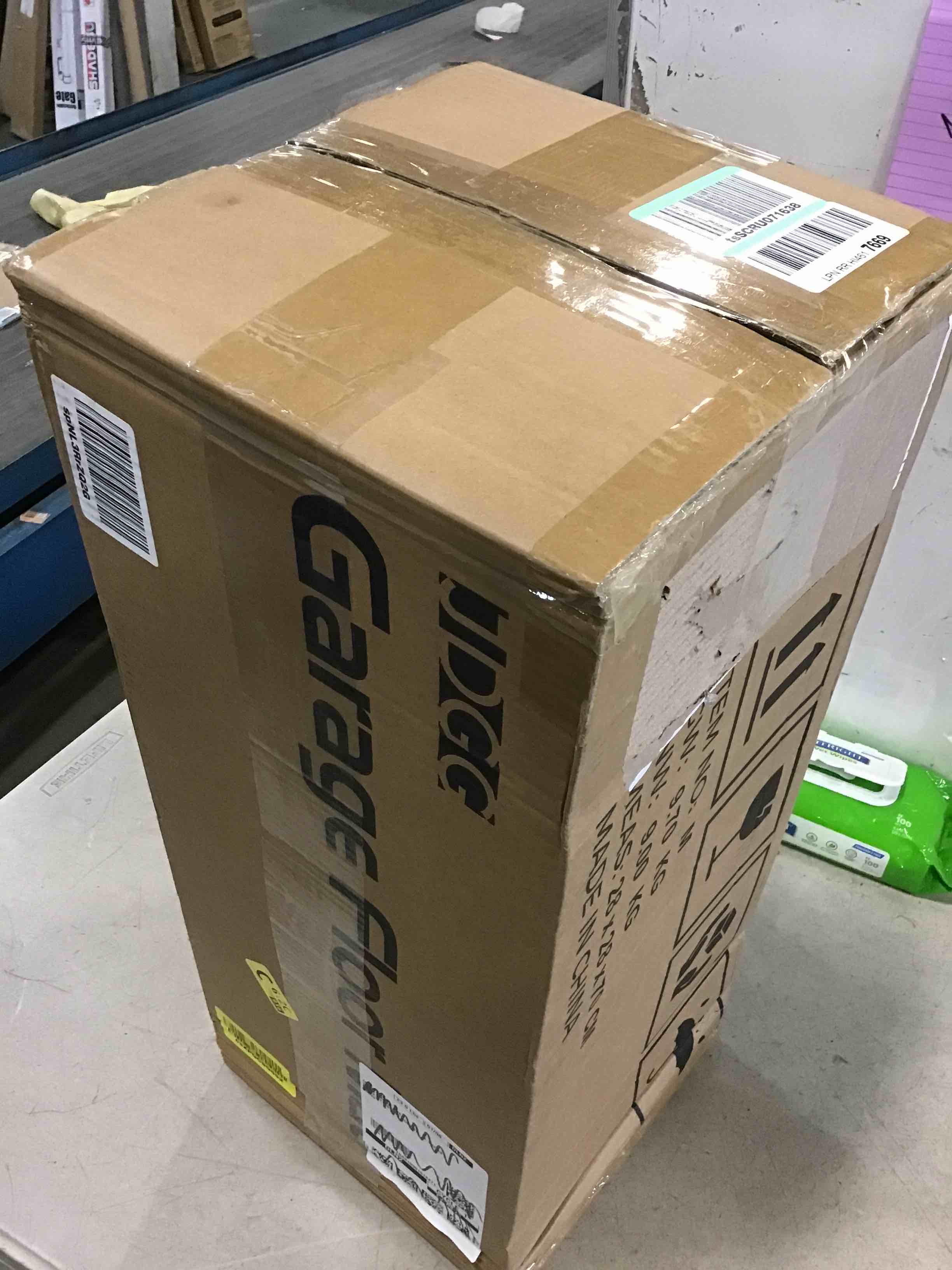 https://s3.amazonaws.com/lotting-images-prod/bidfta/YEL6081231_1708975810530.jpeg