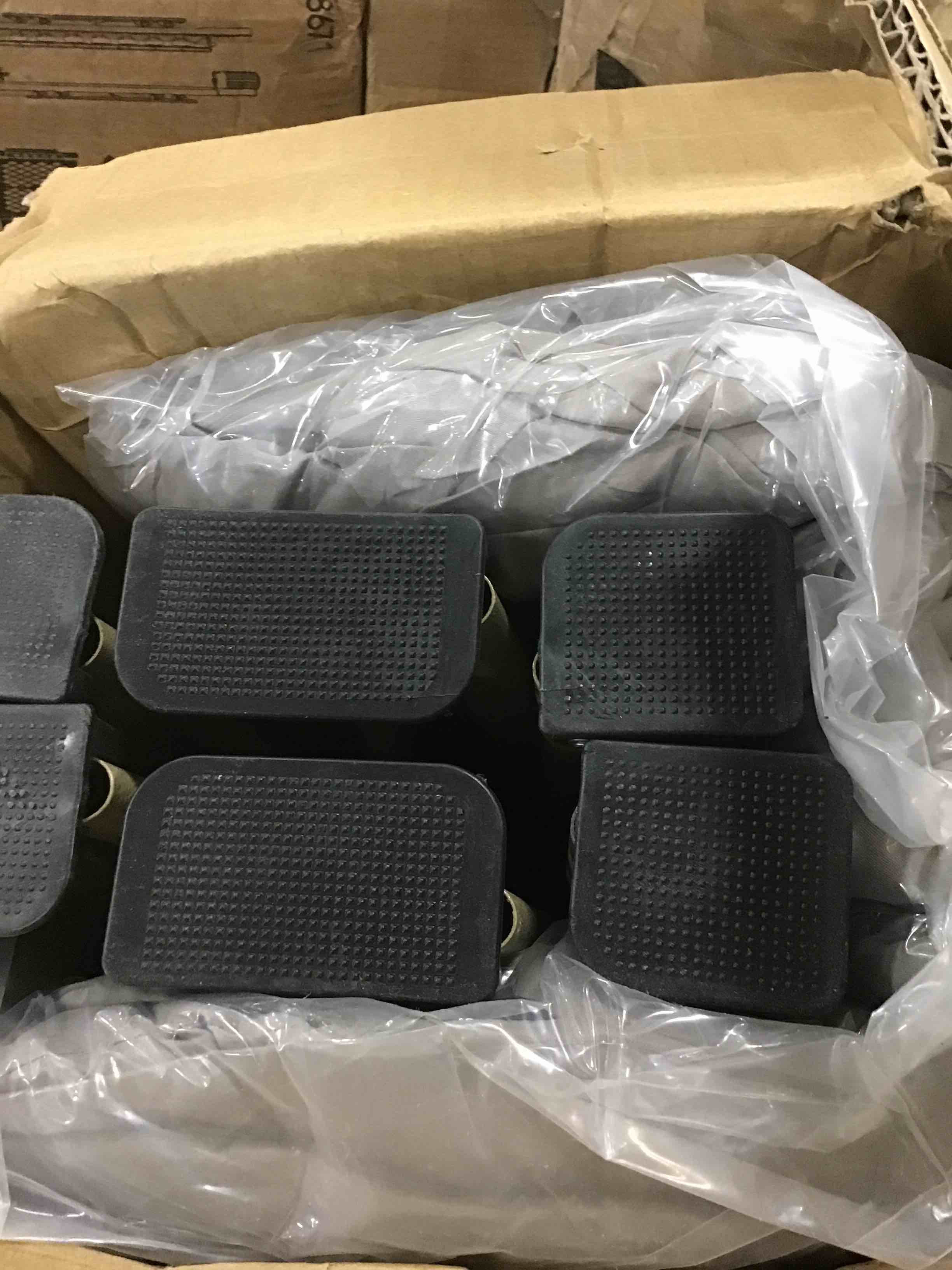 https://s3.amazonaws.com/lotting-images-prod/bidfta/YEL6081298_1709038221057.jpeg