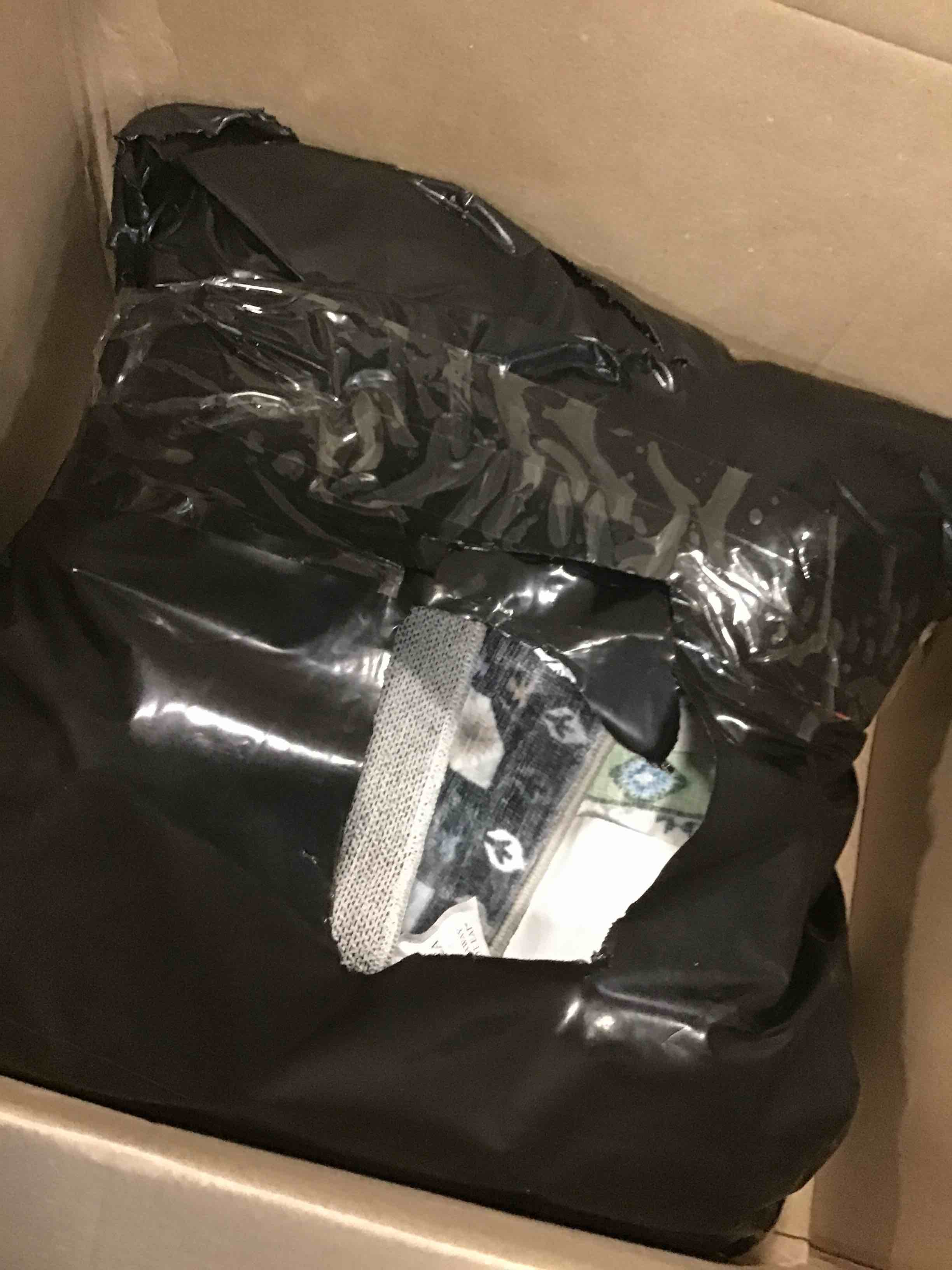 https://s3.amazonaws.com/lotting-images-prod/bidfta/YEL6081398_1709052291750.jpeg