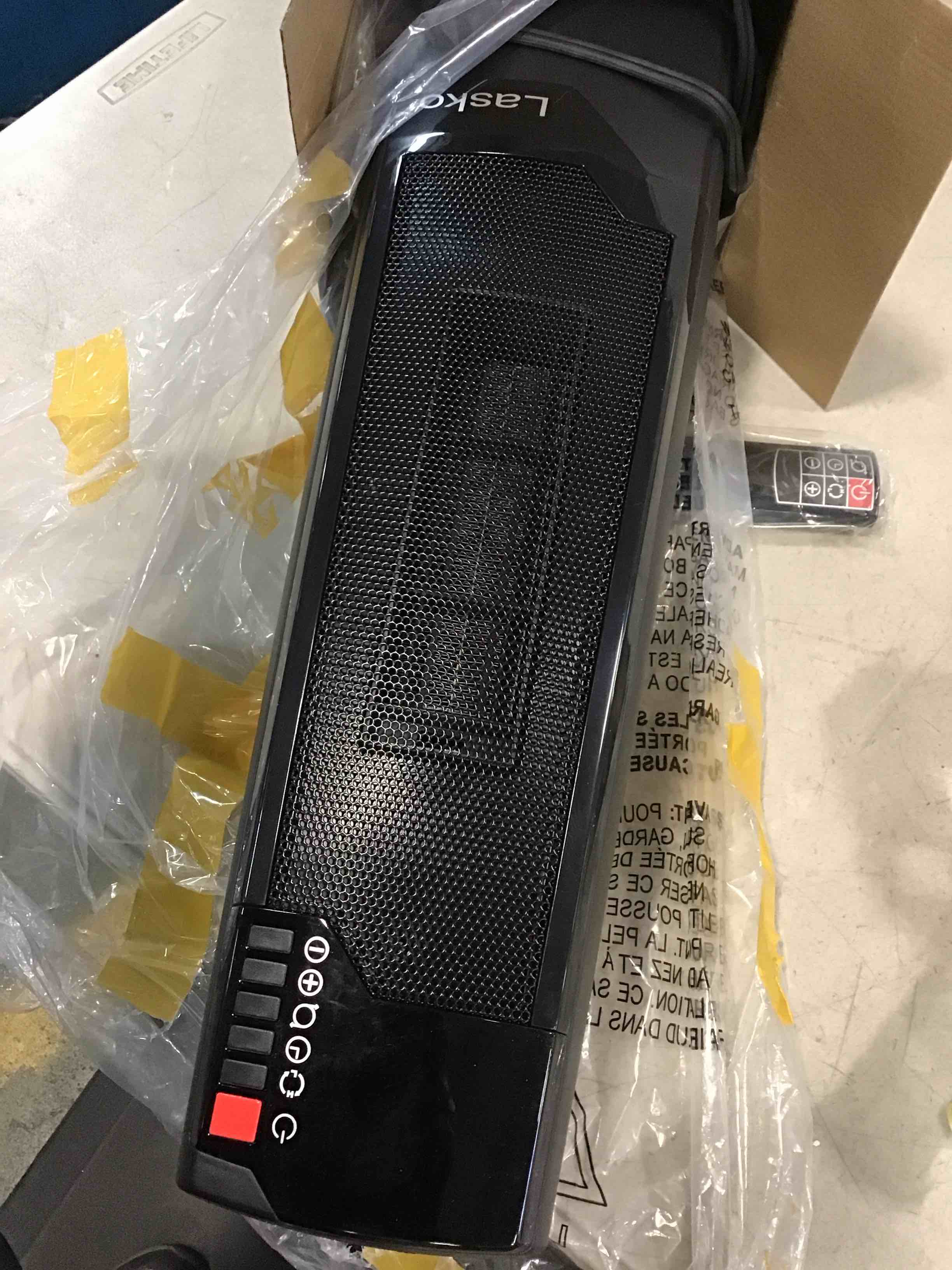 https://s3.amazonaws.com/lotting-images-prod/bidfta/YEL6081591_1708456339583.jpeg