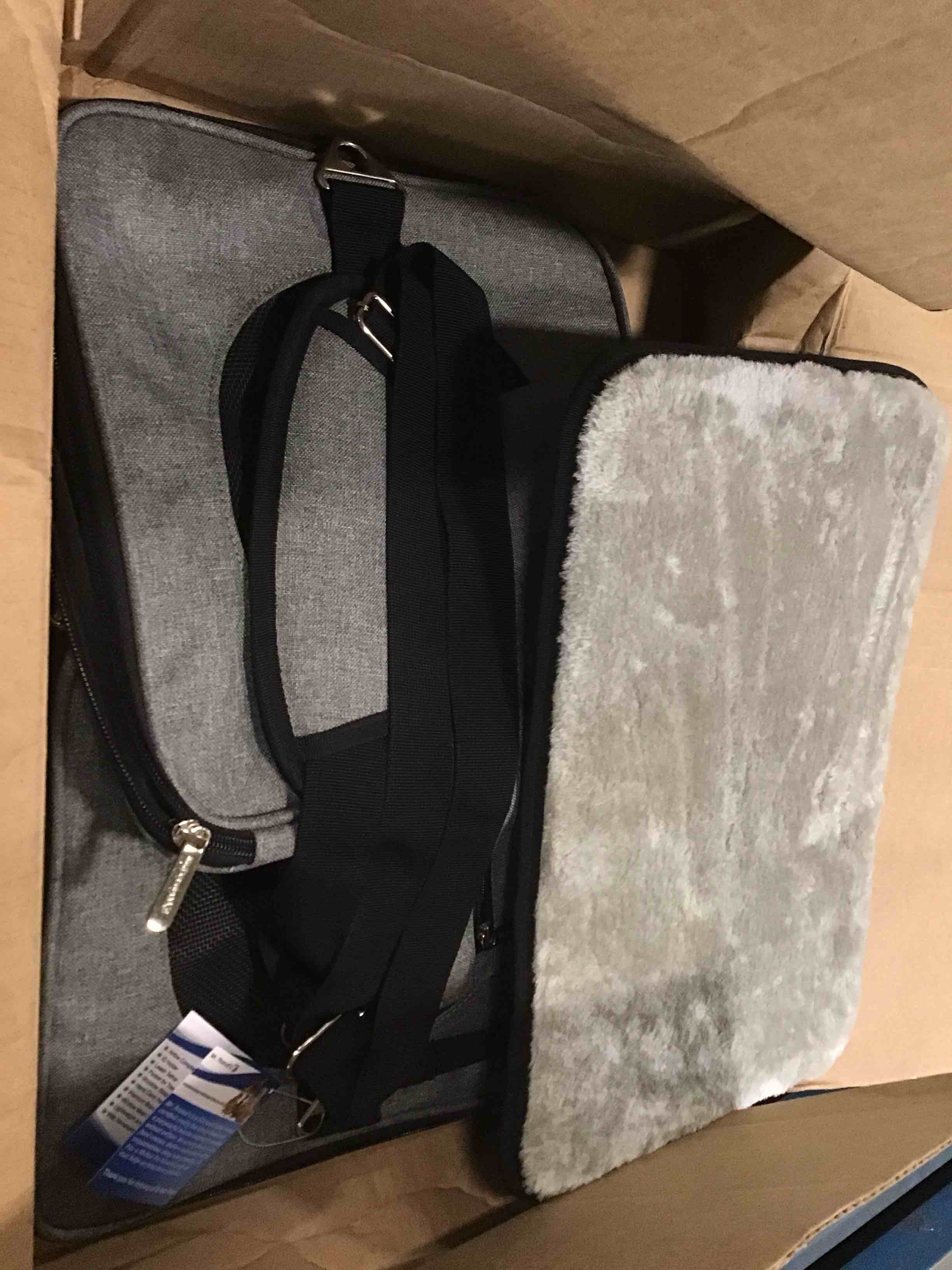 https://s3.amazonaws.com/lotting-images-prod/bidfta/YEL6082713_1708880923189.jpeg