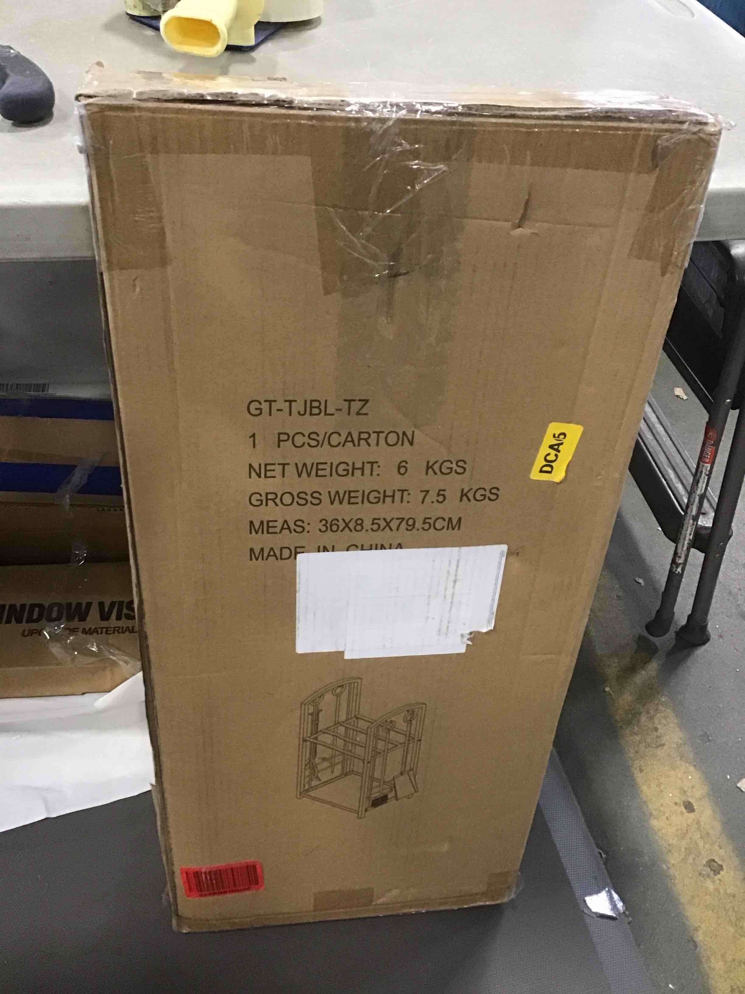 https://s3.amazonaws.com/lotting-images-prod/bidfta/YEL6082901_1708960886493.jpeg