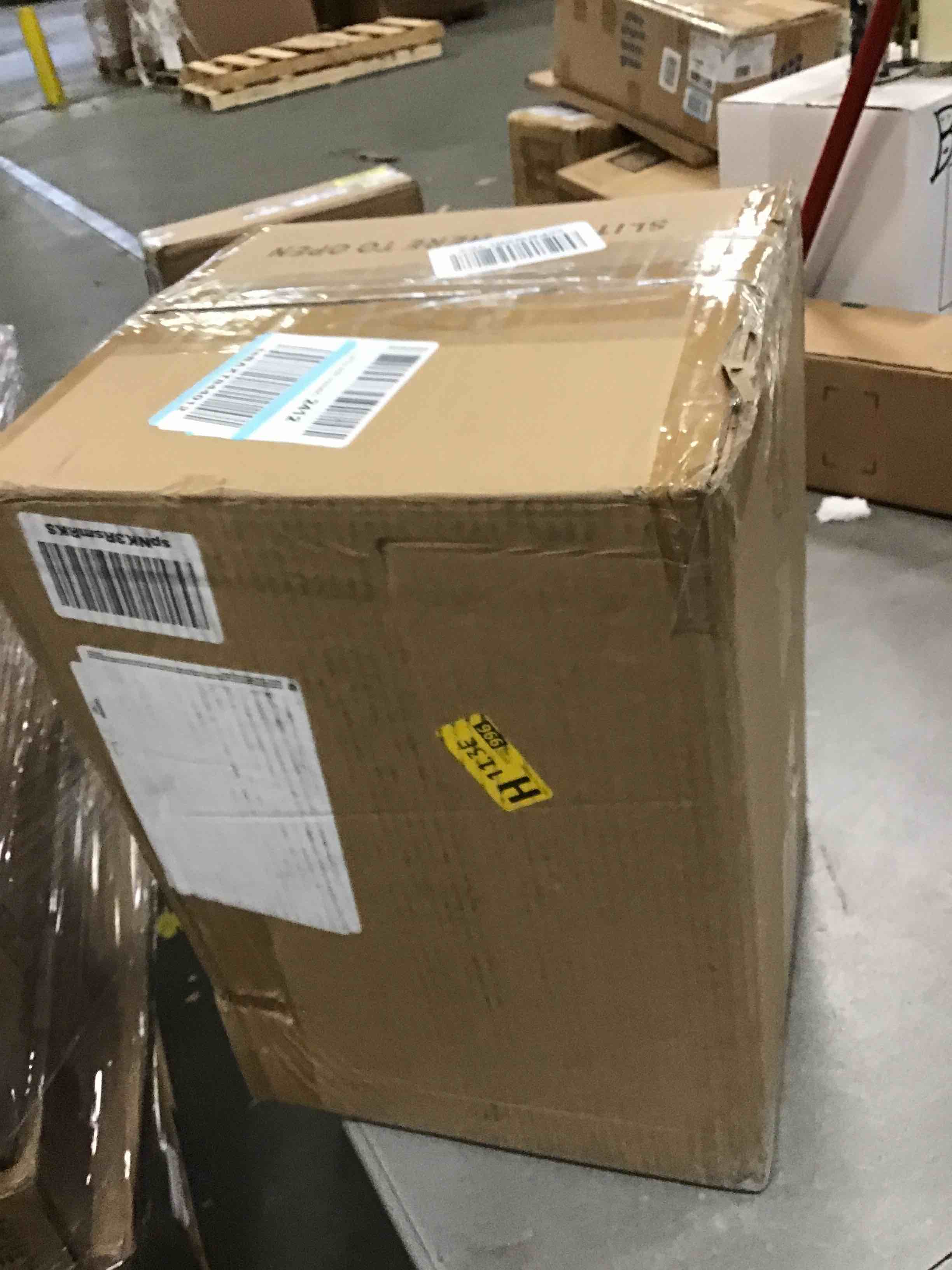 https://s3.amazonaws.com/lotting-images-prod/bidfta/YEL6083057_1708624866529.jpeg