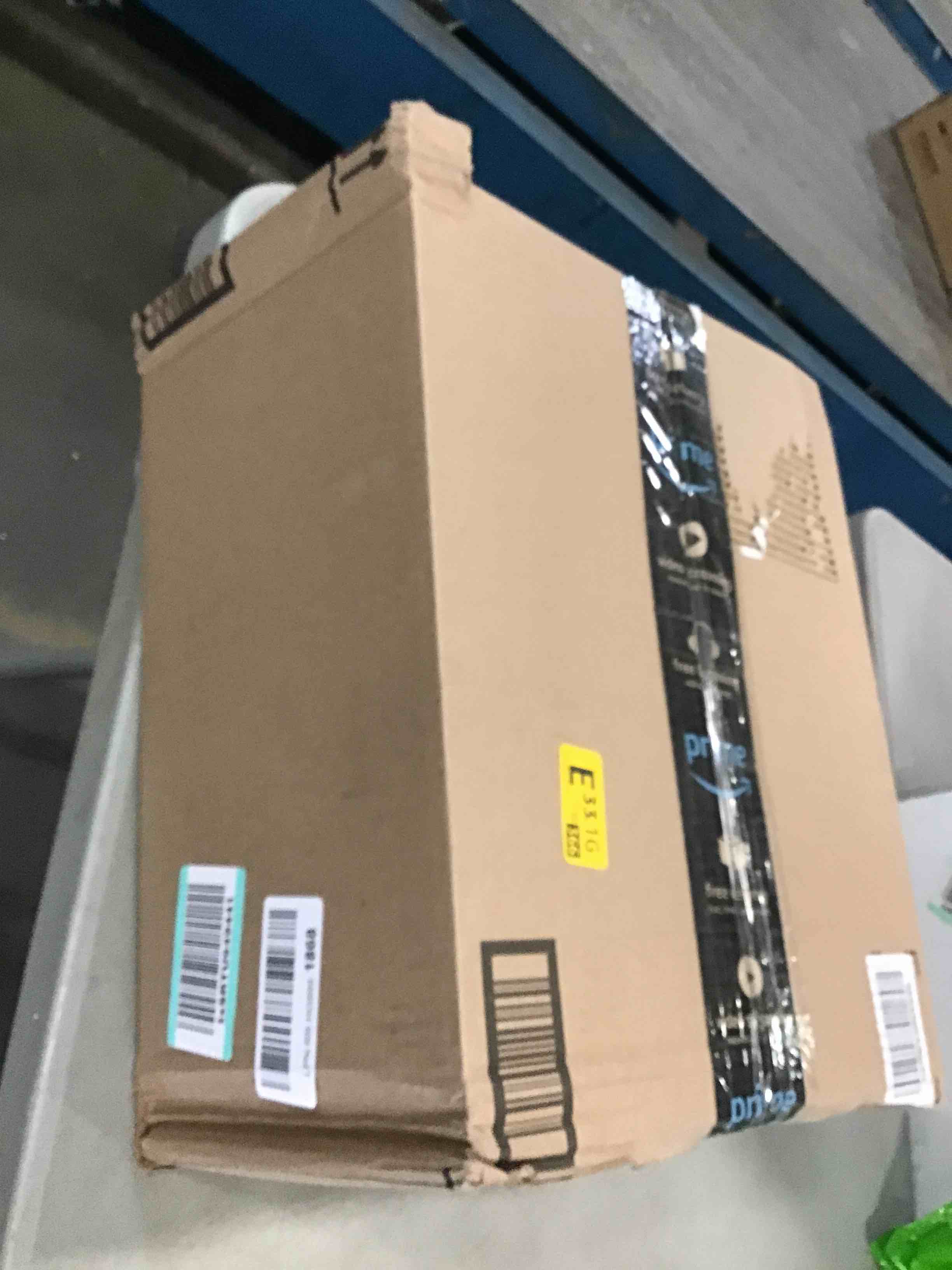 https://s3.amazonaws.com/lotting-images-prod/bidfta/YEL6083630_1708714563032.jpeg