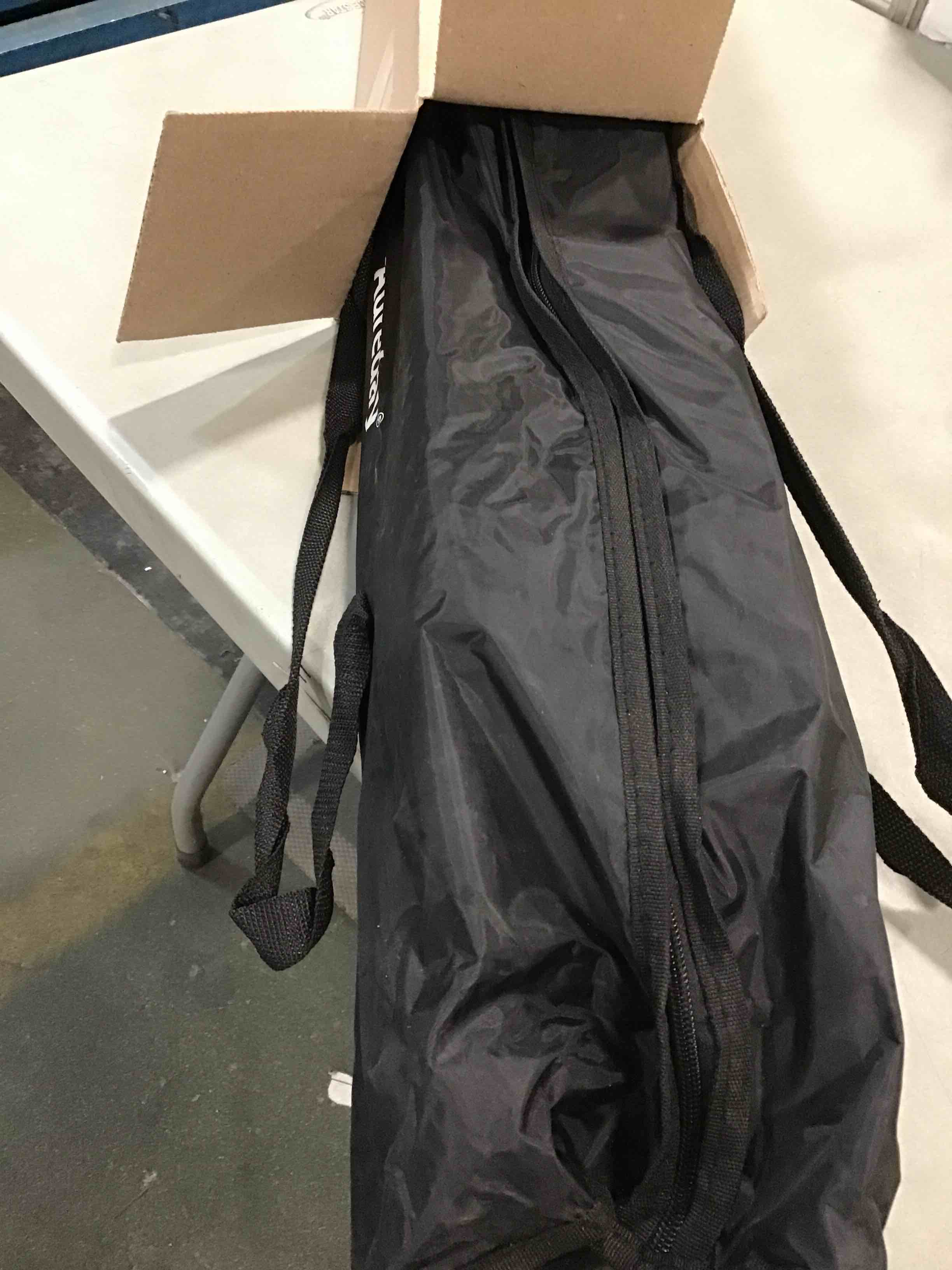 https://s3.amazonaws.com/lotting-images-prod/bidfta/YEL6083787_1708779327496.jpeg