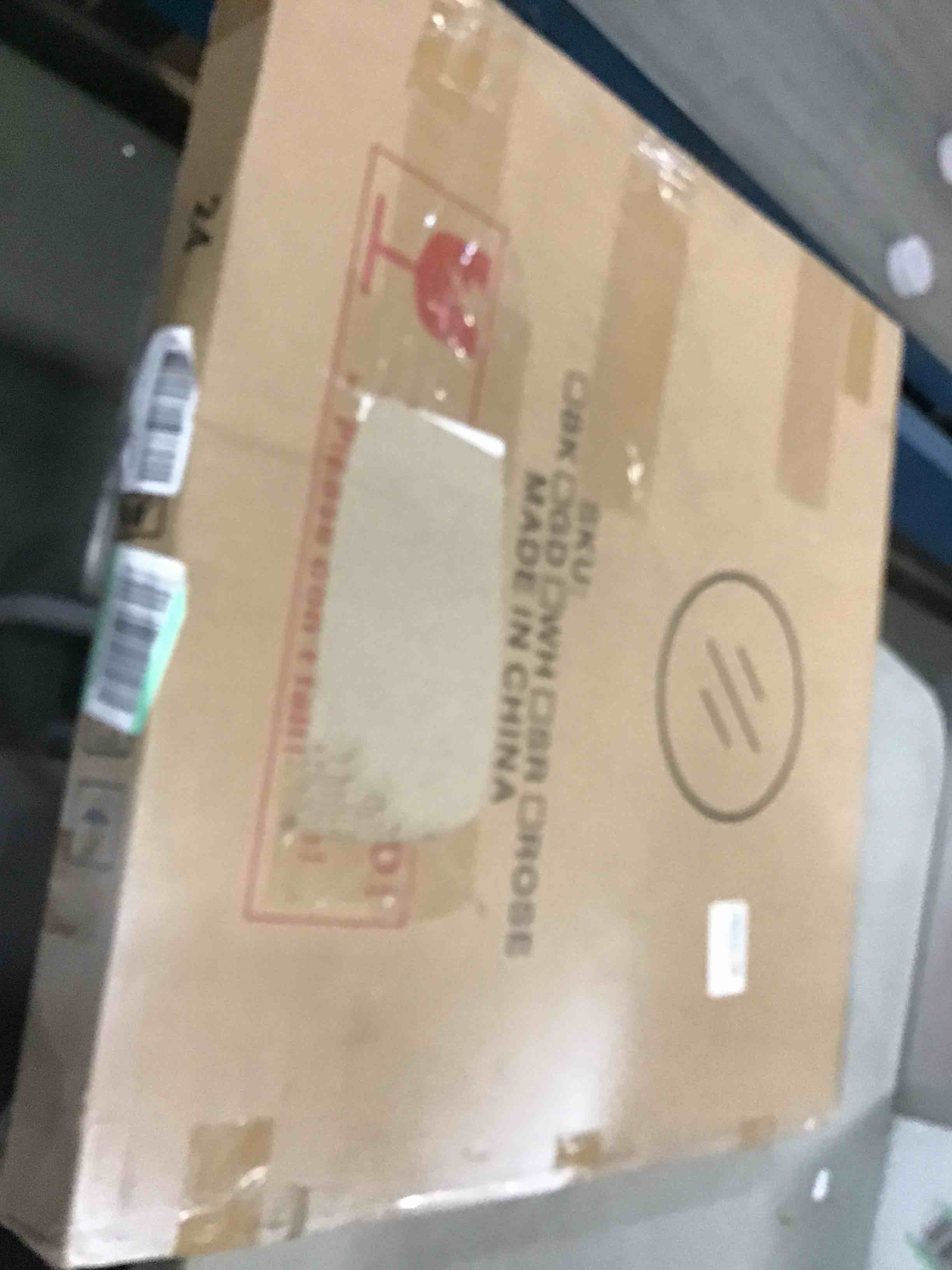 https://s3.amazonaws.com/lotting-images-prod/bidfta/YEL6084031_1708793672197.jpeg
