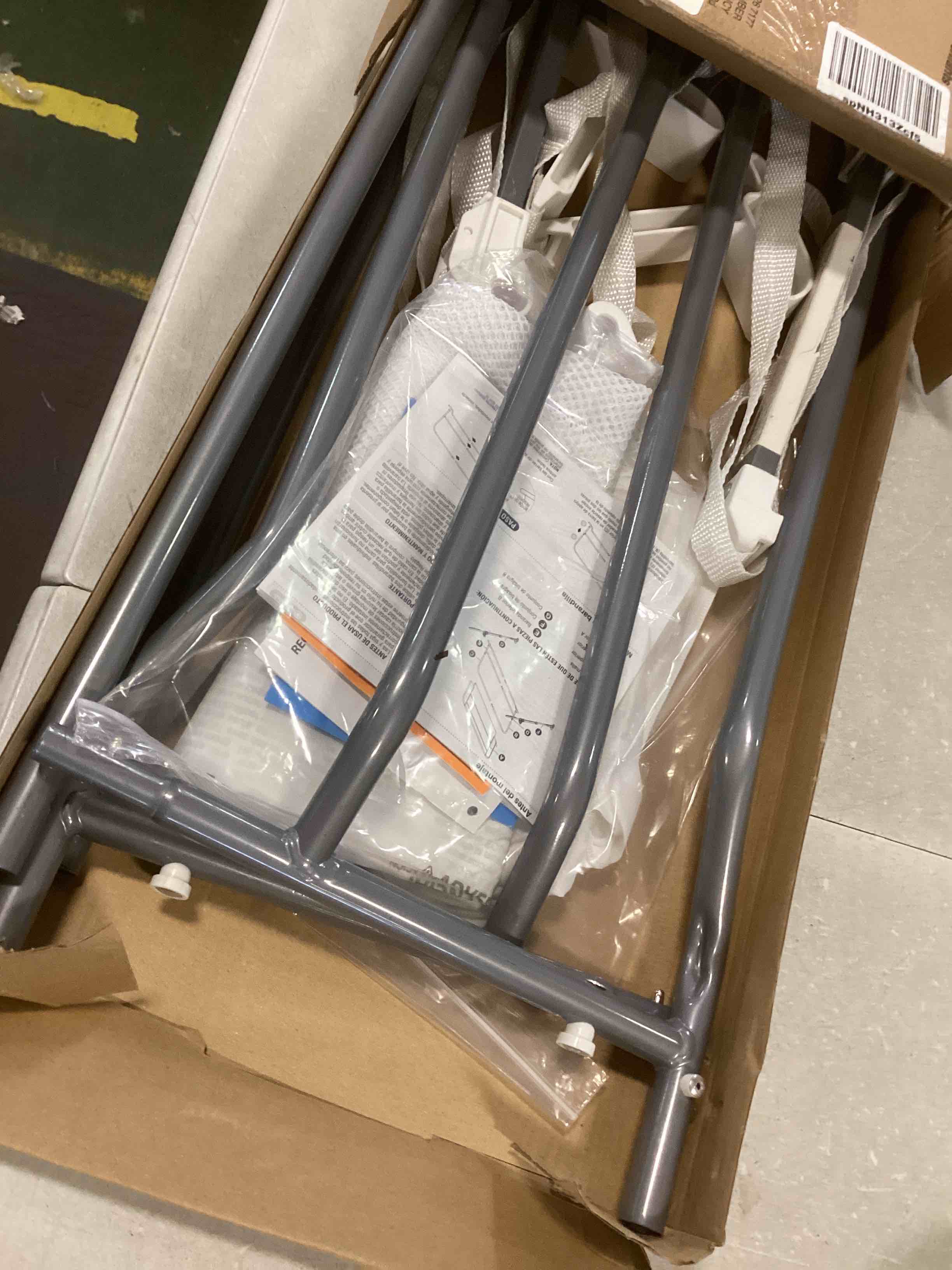 https://s3.amazonaws.com/lotting-images-prod/bidfta/YEL6084657_1708884448574.jpeg