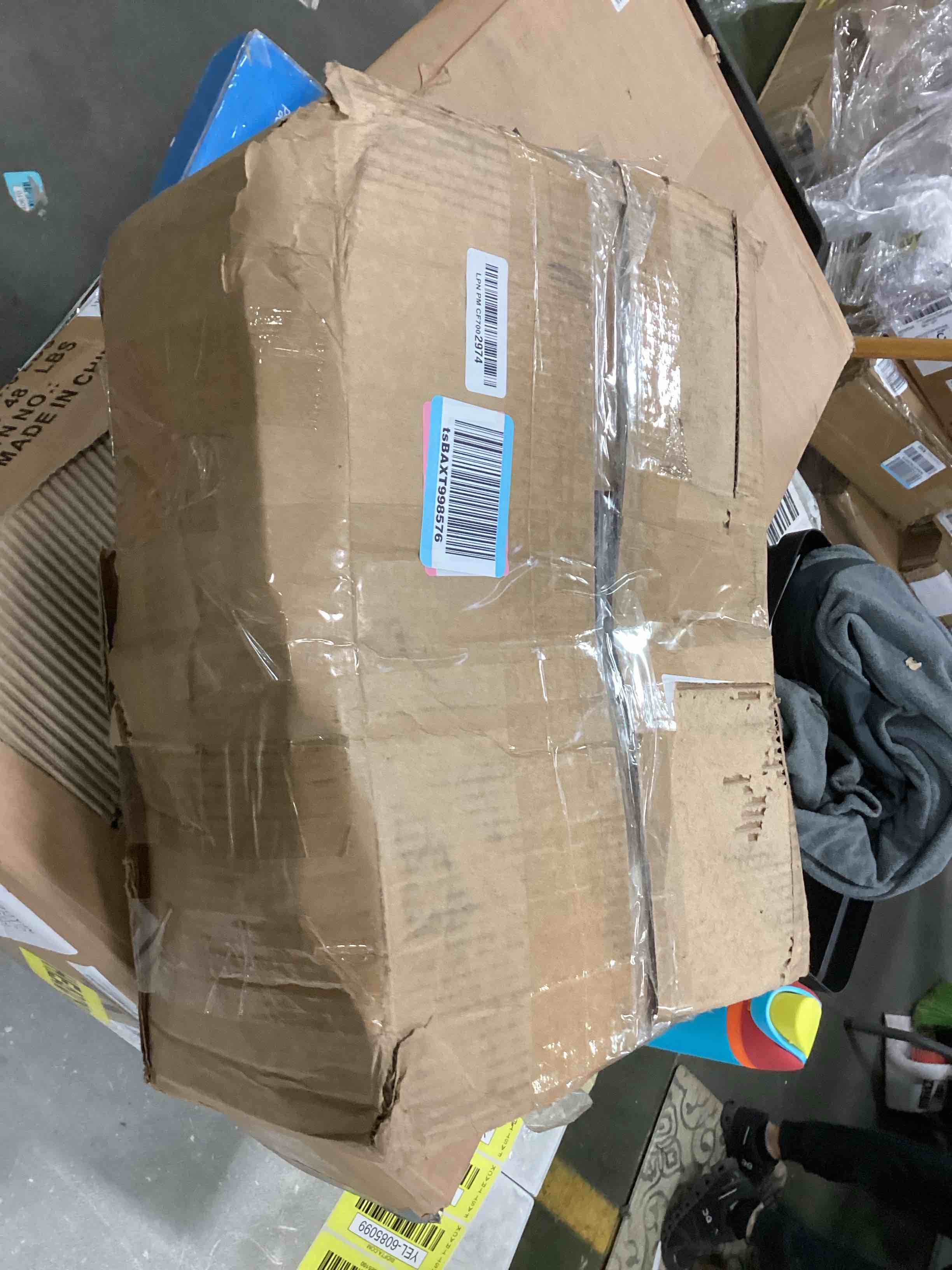 https://s3.amazonaws.com/lotting-images-prod/bidfta/YEL6085097_1709039639791.jpeg