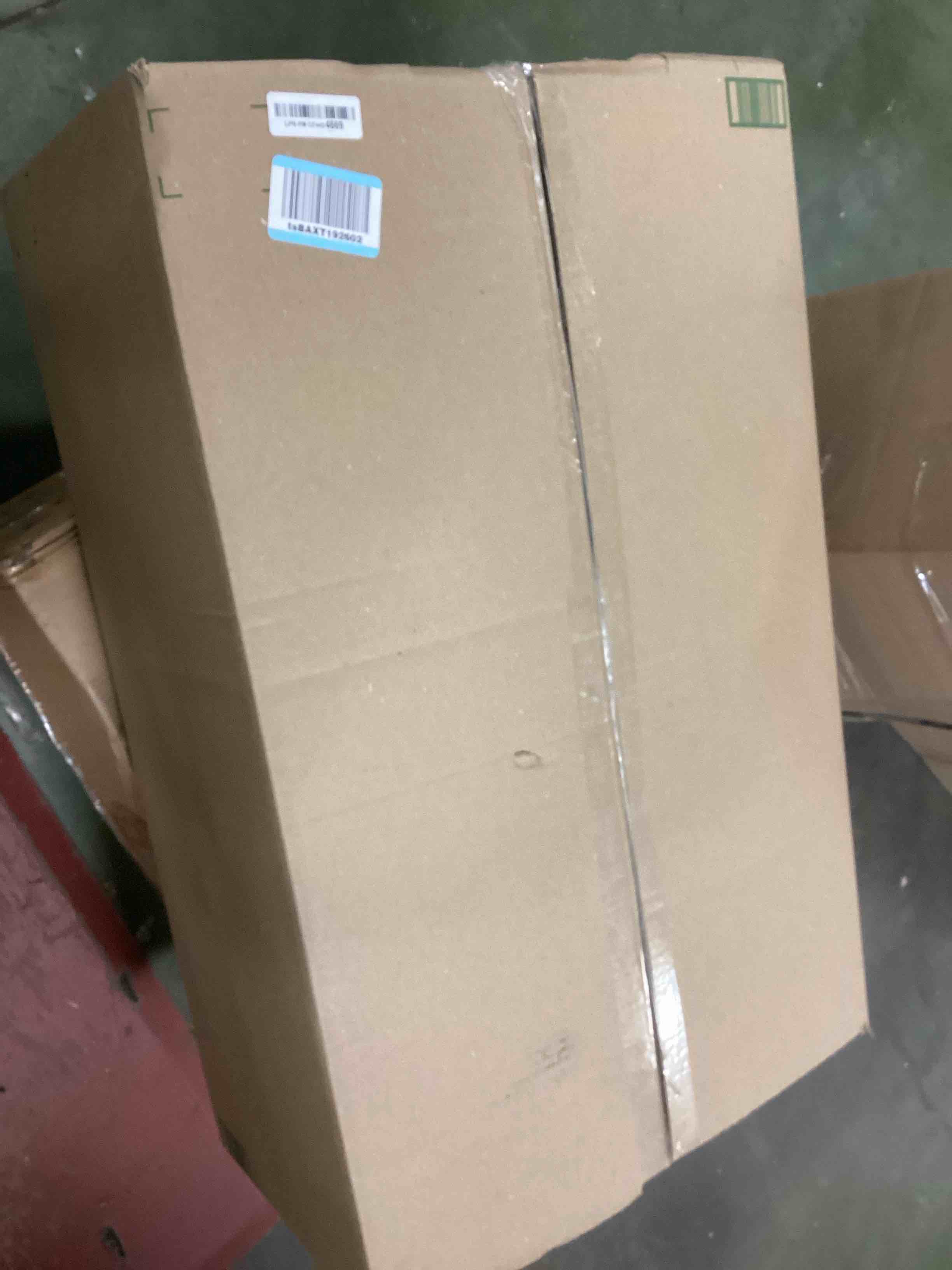 https://s3.amazonaws.com/lotting-images-prod/bidfta/YEL6085250_1709059646910.jpeg
