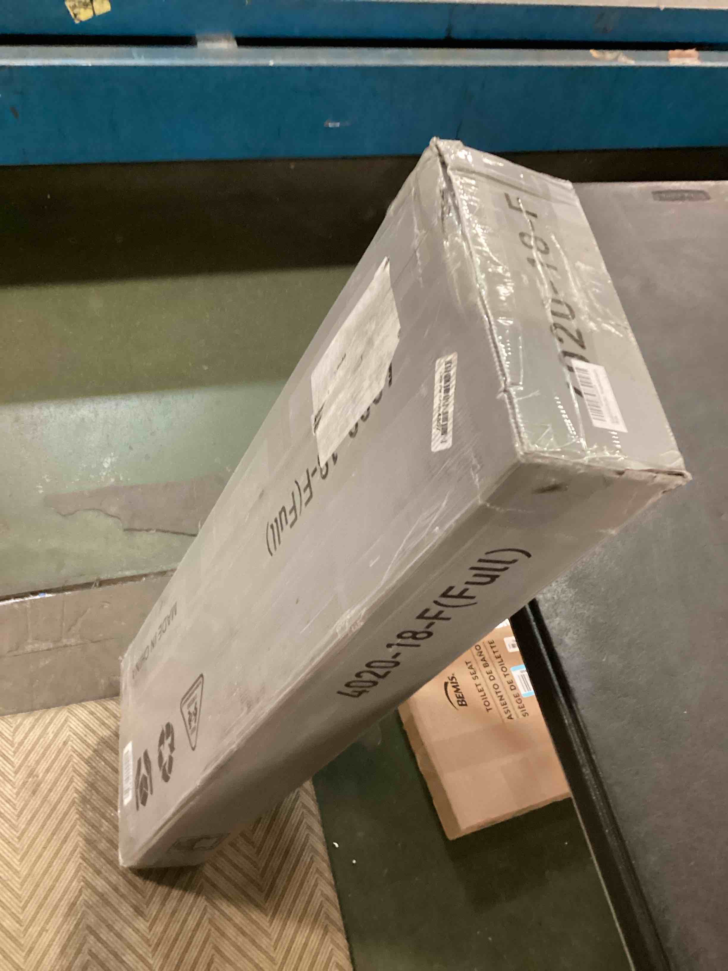 https://s3.amazonaws.com/lotting-images-prod/bidfta/YEL6085342_1709123008688.jpeg