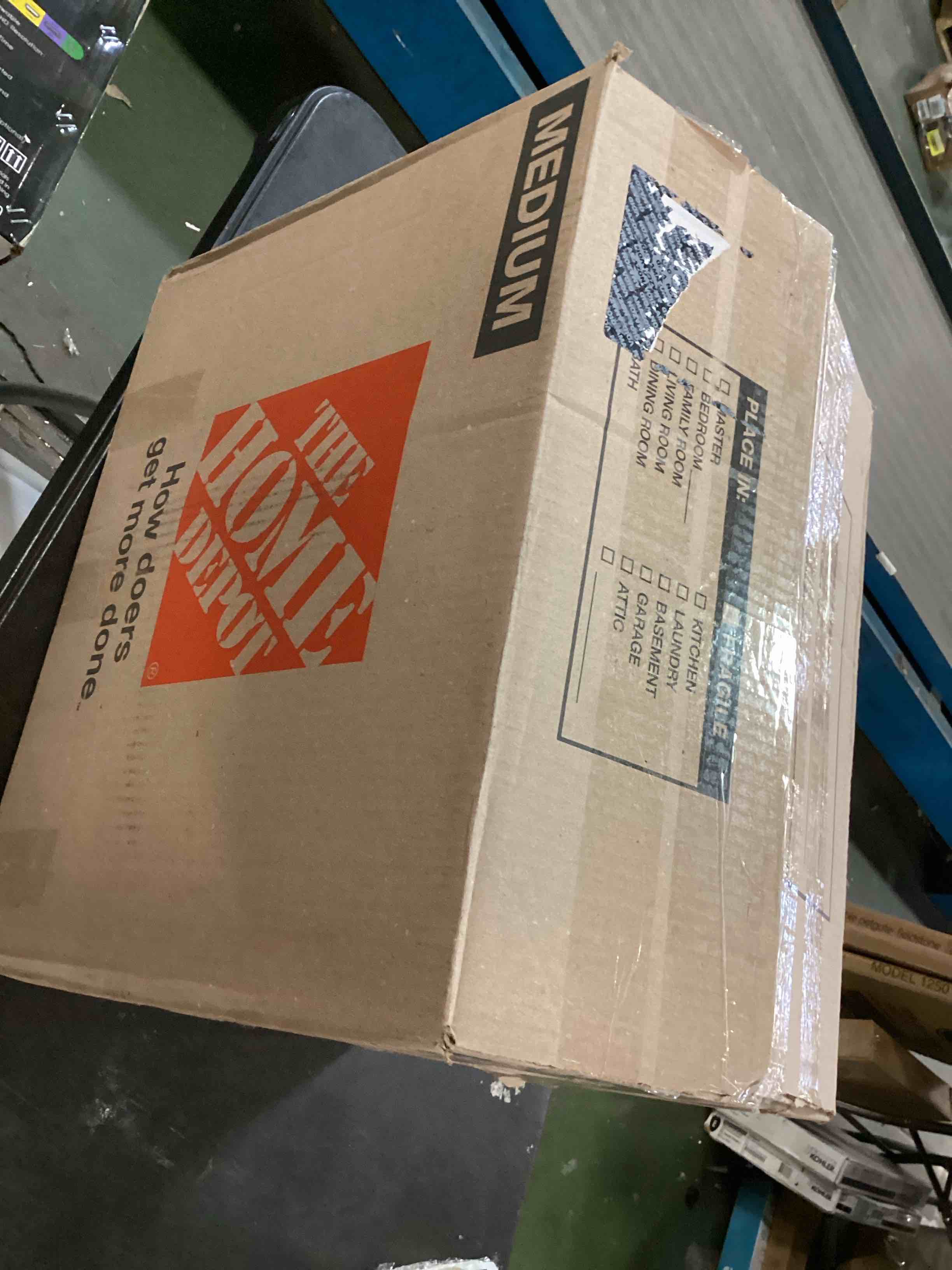 https://s3.amazonaws.com/lotting-images-prod/bidfta/YEL6085539_1709145785206.jpeg
