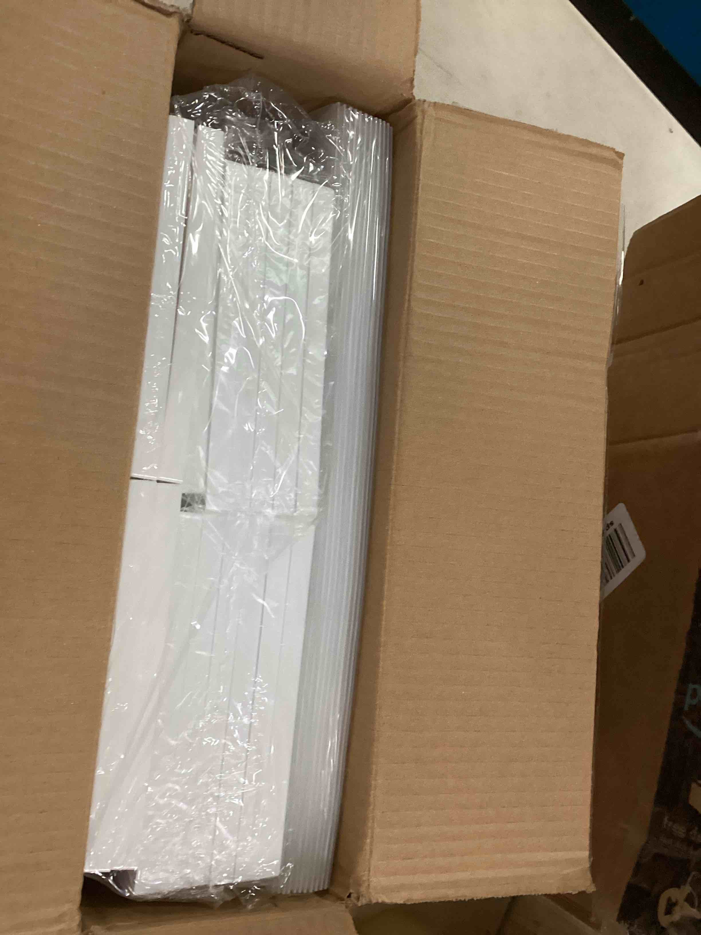 https://s3.amazonaws.com/lotting-images-prod/bidfta/YEL6085752_1709217430520.jpeg