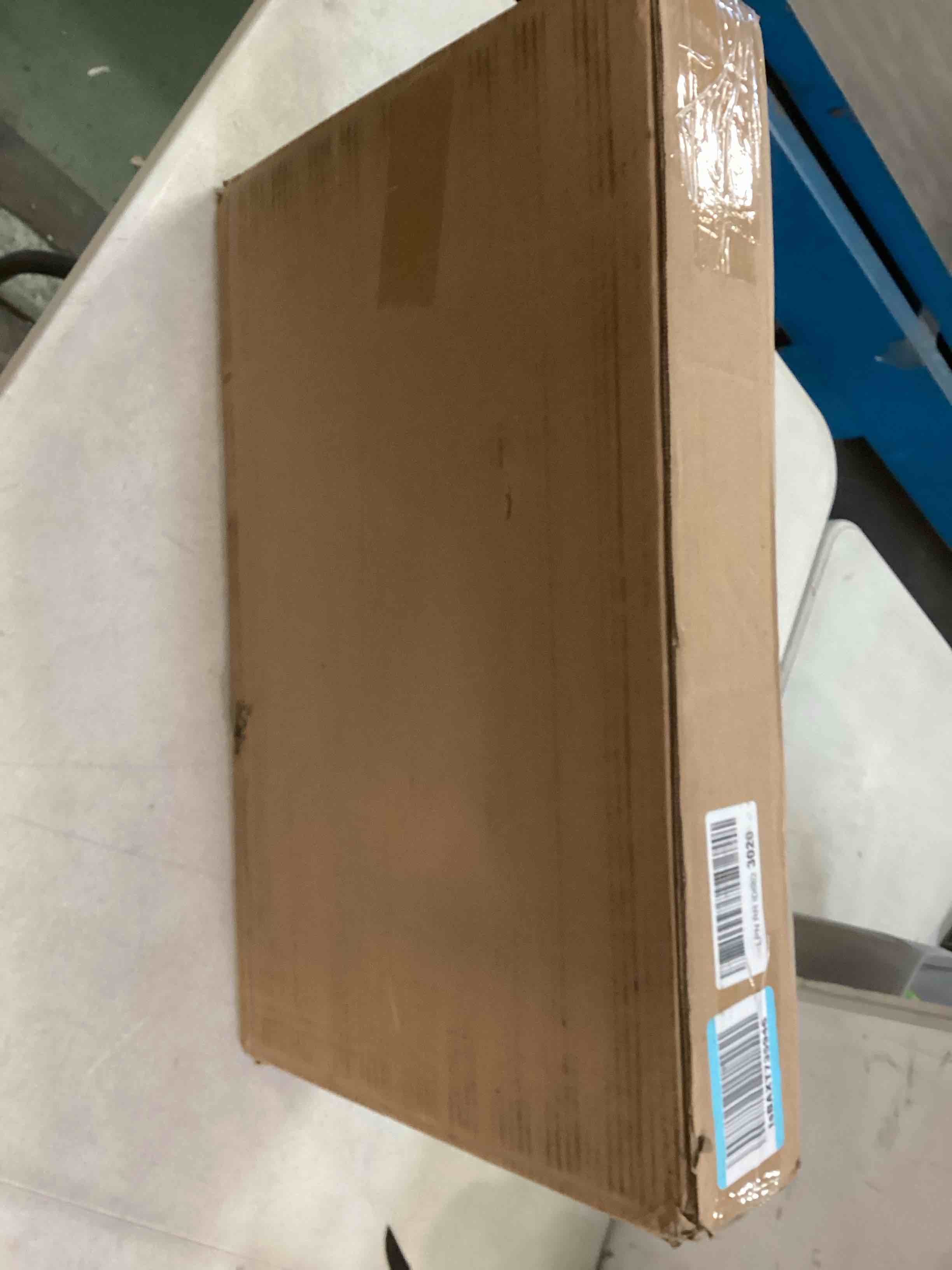 https://s3.amazonaws.com/lotting-images-prod/bidfta/YEL6085938_1709236445414.jpeg