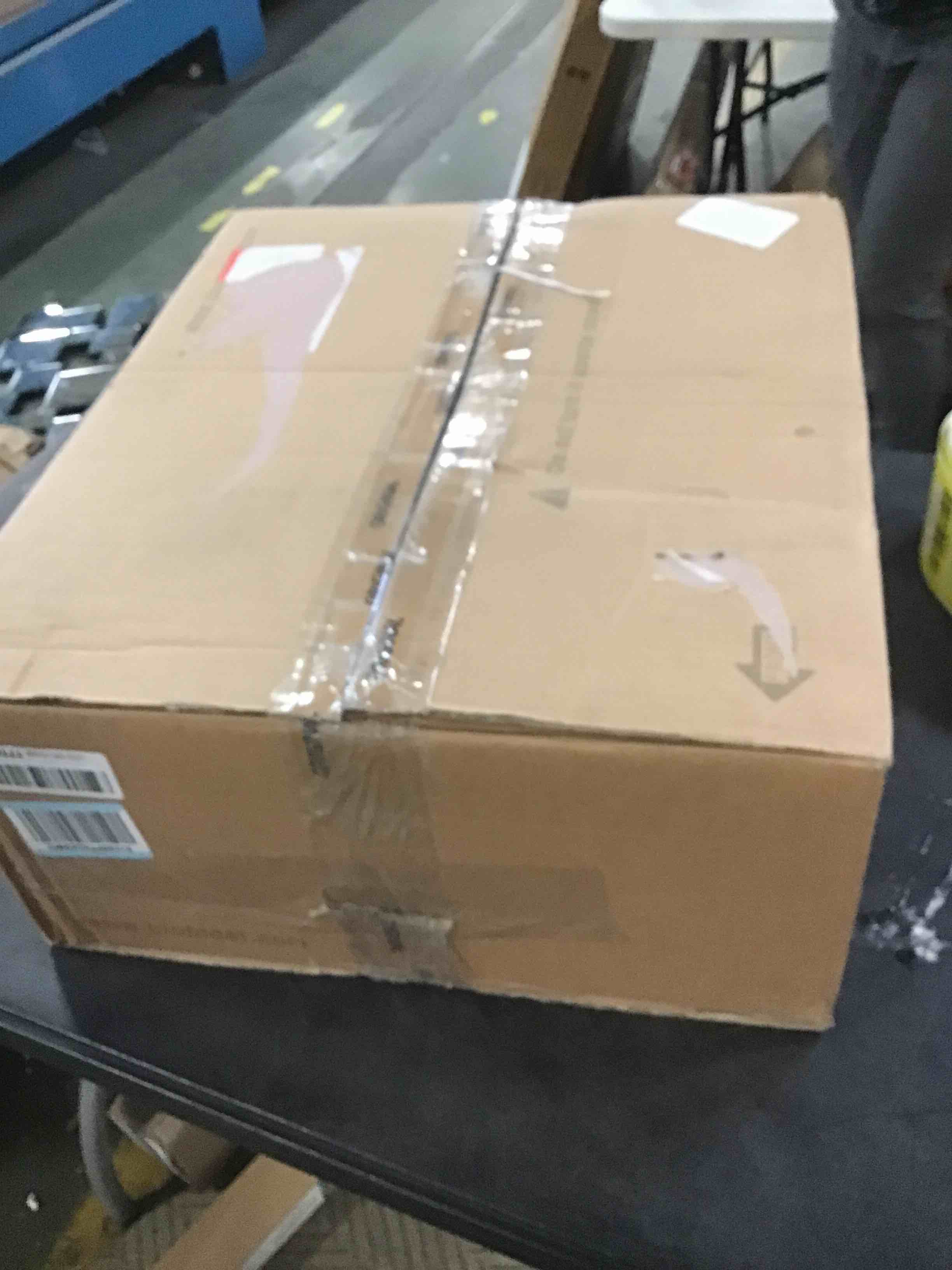 https://s3.amazonaws.com/lotting-images-prod/bidfta/YEL6086141_1708803427749.jpeg