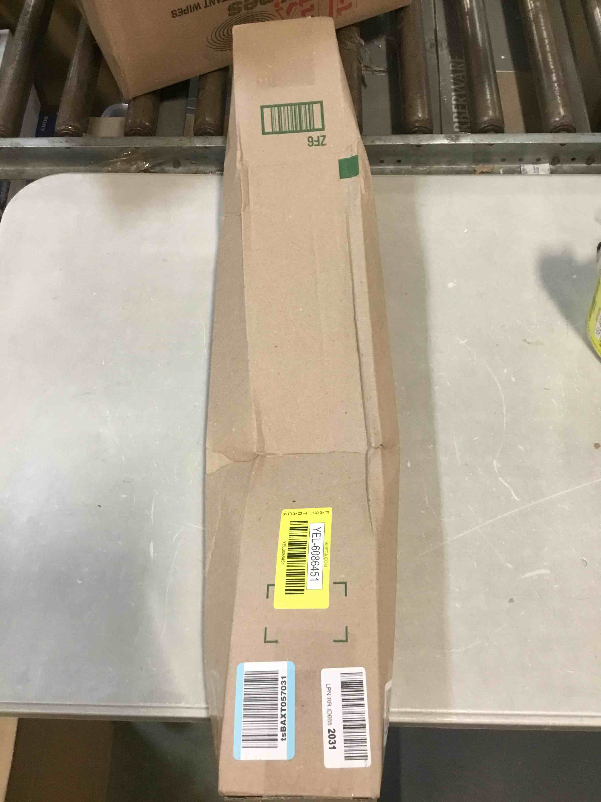 https://s3.amazonaws.com/lotting-images-prod/bidfta/YEL6086451_1709216245669.jpeg