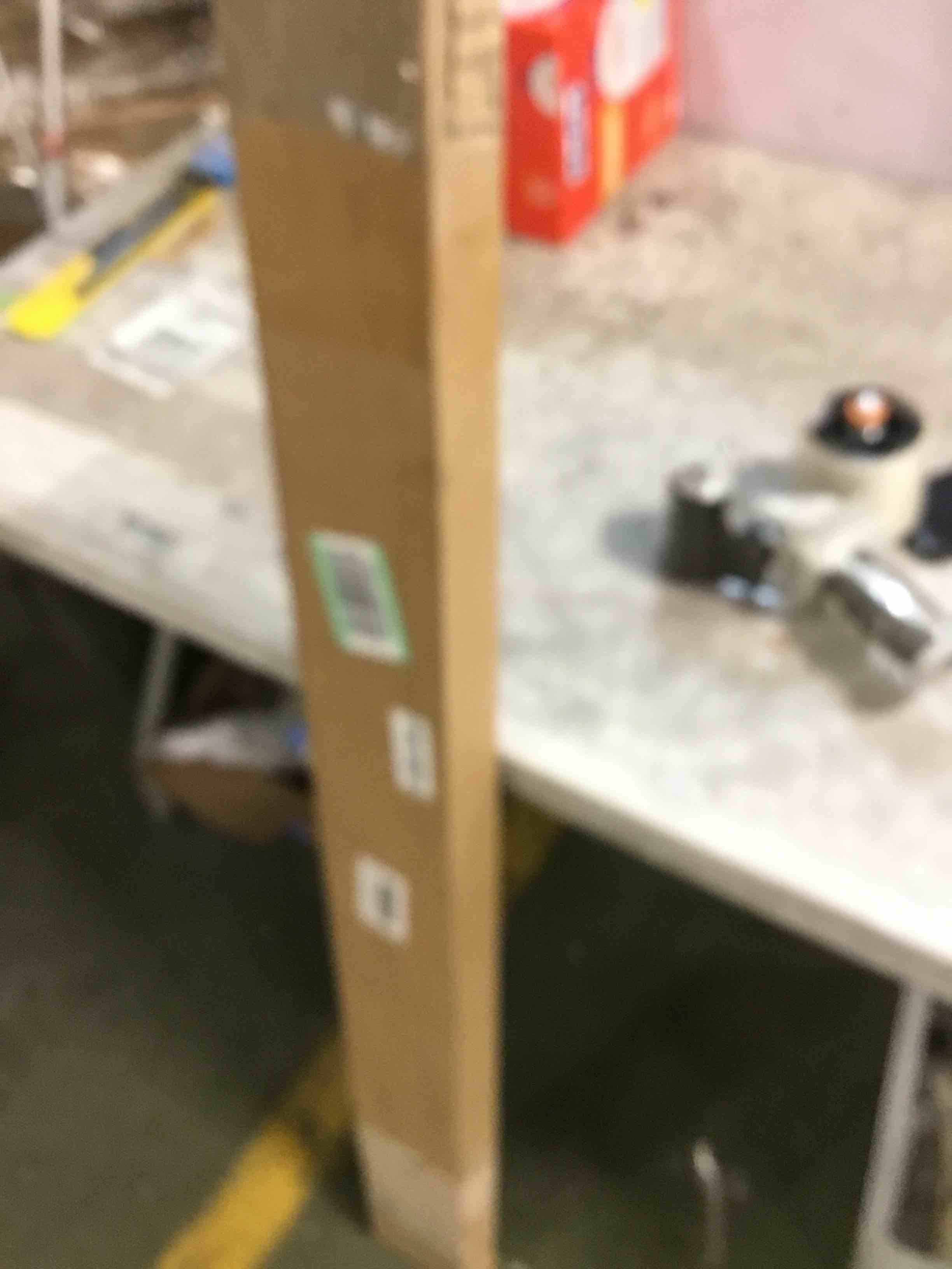 https://s3.amazonaws.com/lotting-images-prod/bidfta/YEL6086779_1709382832106.jpeg