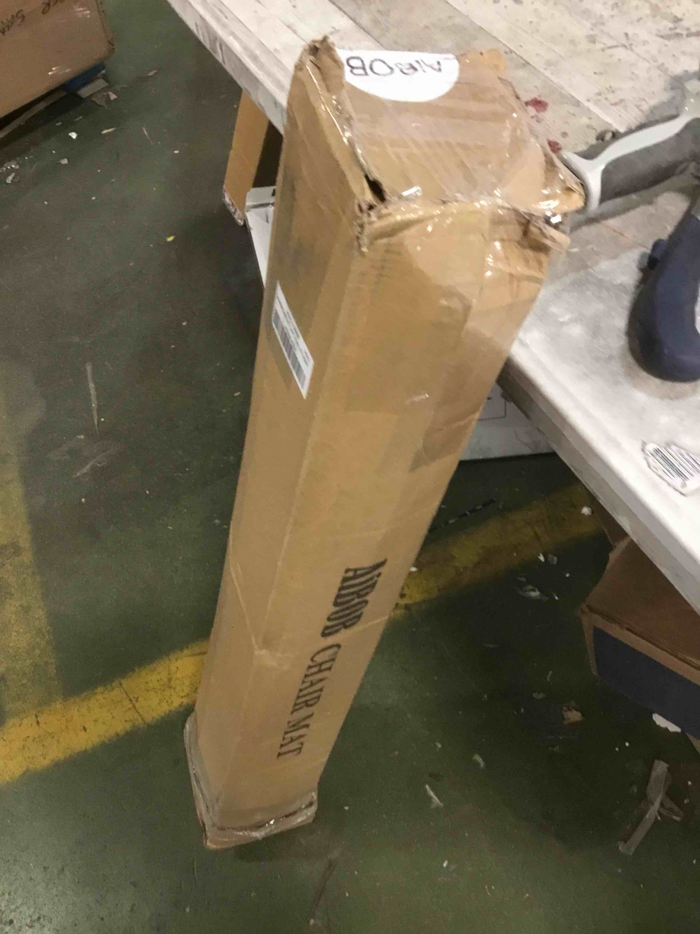 https://s3.amazonaws.com/lotting-images-prod/bidfta/YEL6086923_1709403253157.jpeg