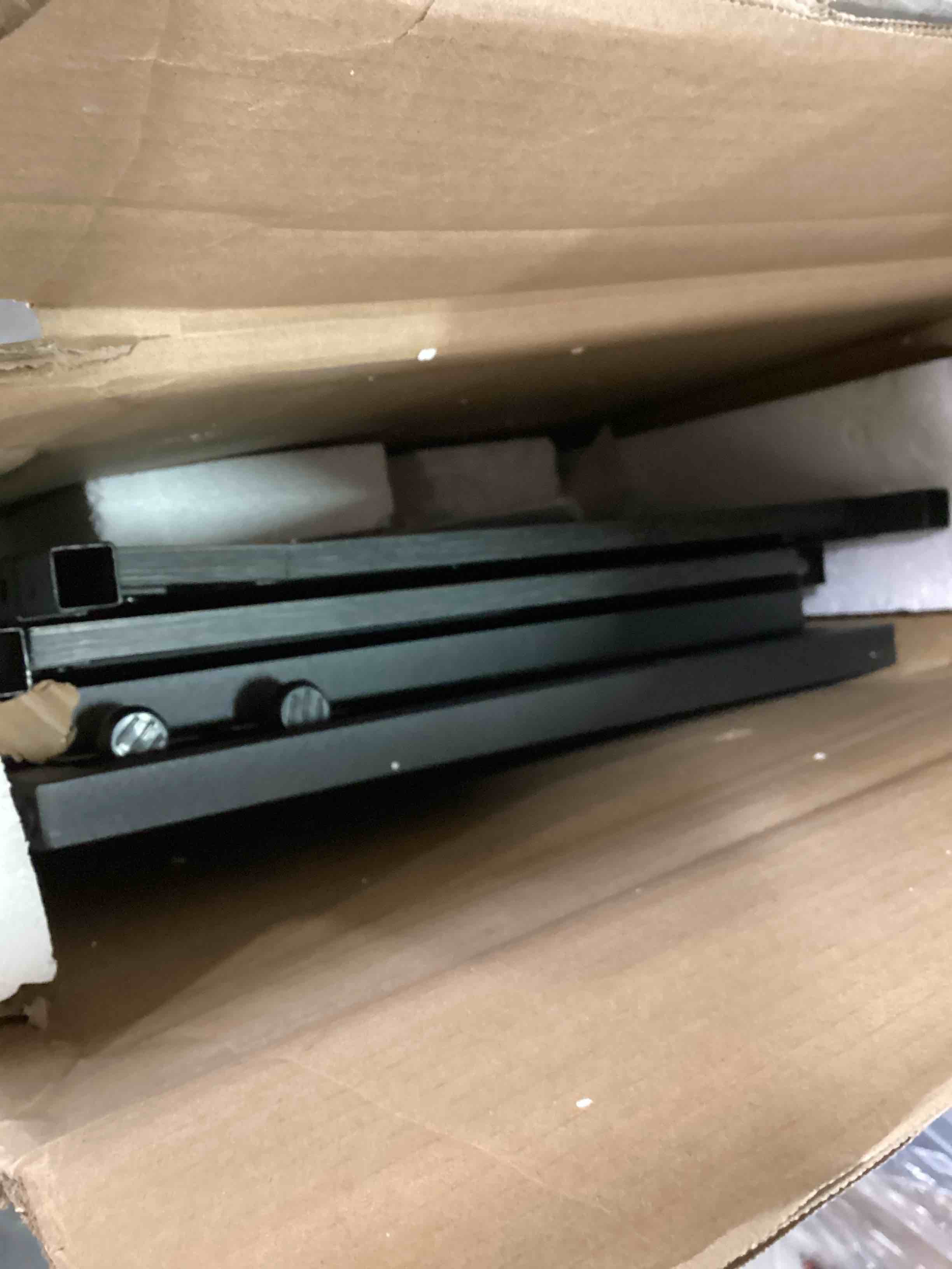 https://s3.amazonaws.com/lotting-images-prod/bidfta/YEL6087218_1709655458892.jpeg