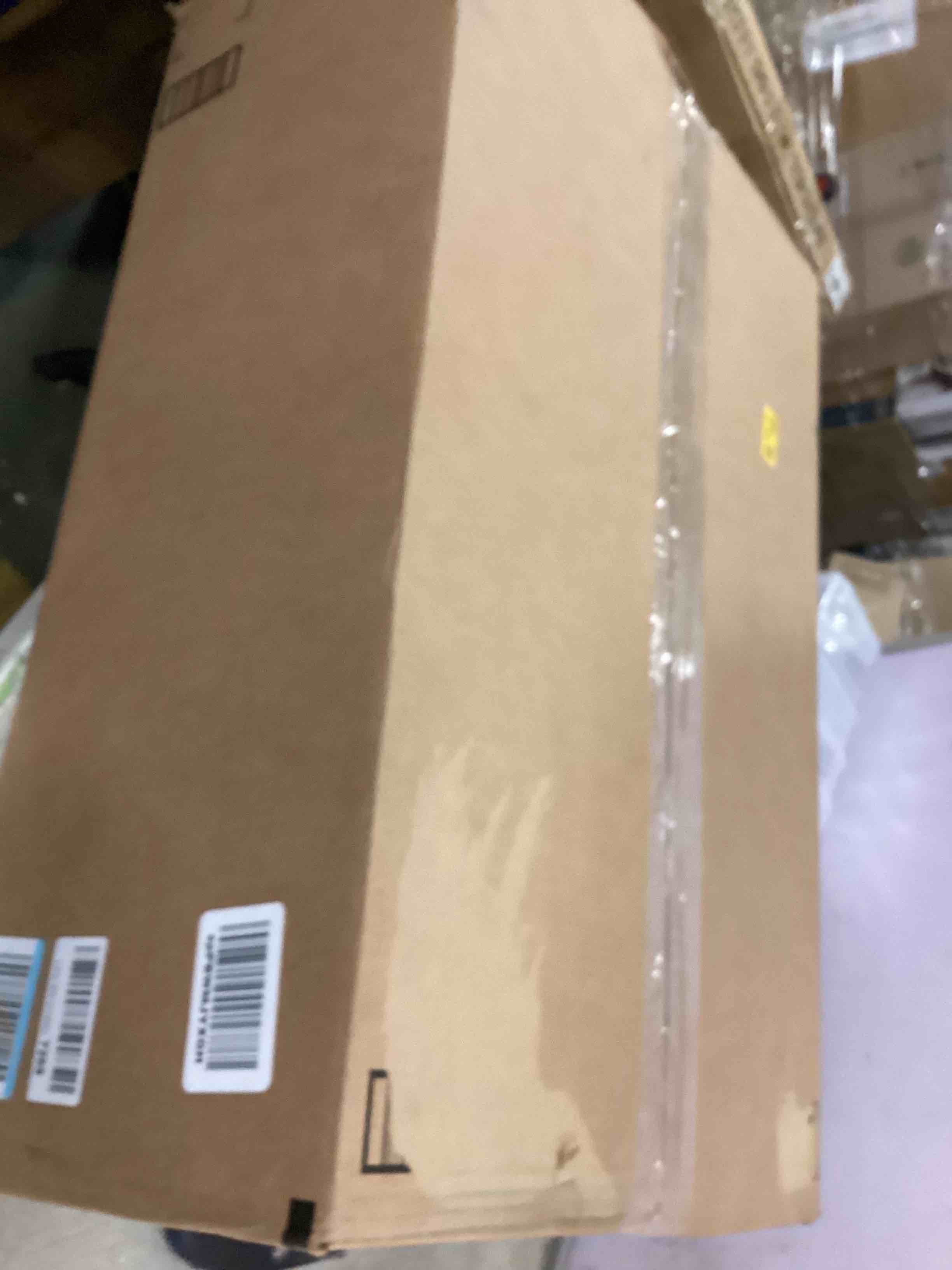 https://s3.amazonaws.com/lotting-images-prod/bidfta/YEL6087263_1709662843779.jpeg