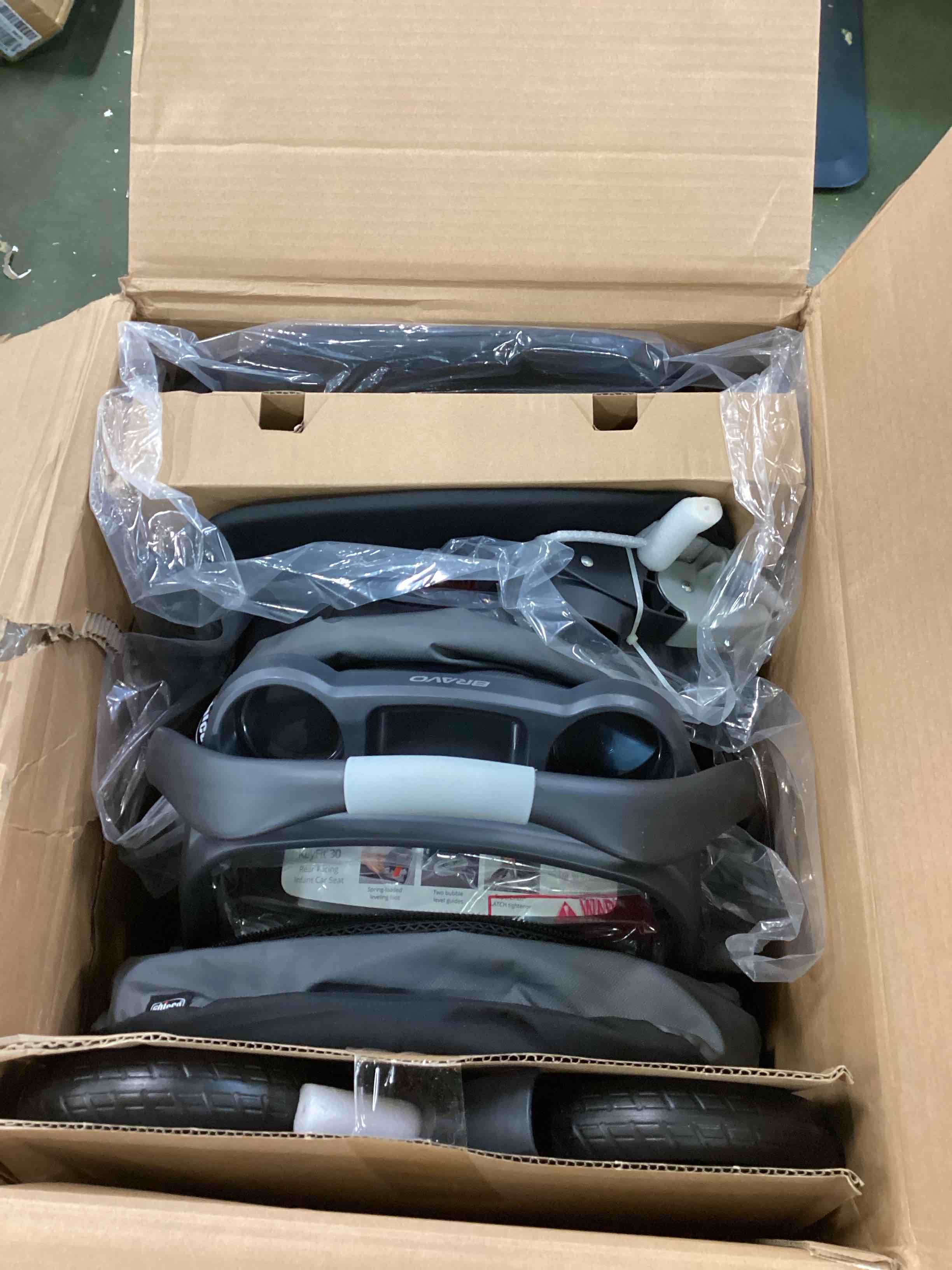 https://s3.amazonaws.com/lotting-images-prod/bidfta/YEL6087332_1709672131917.jpeg