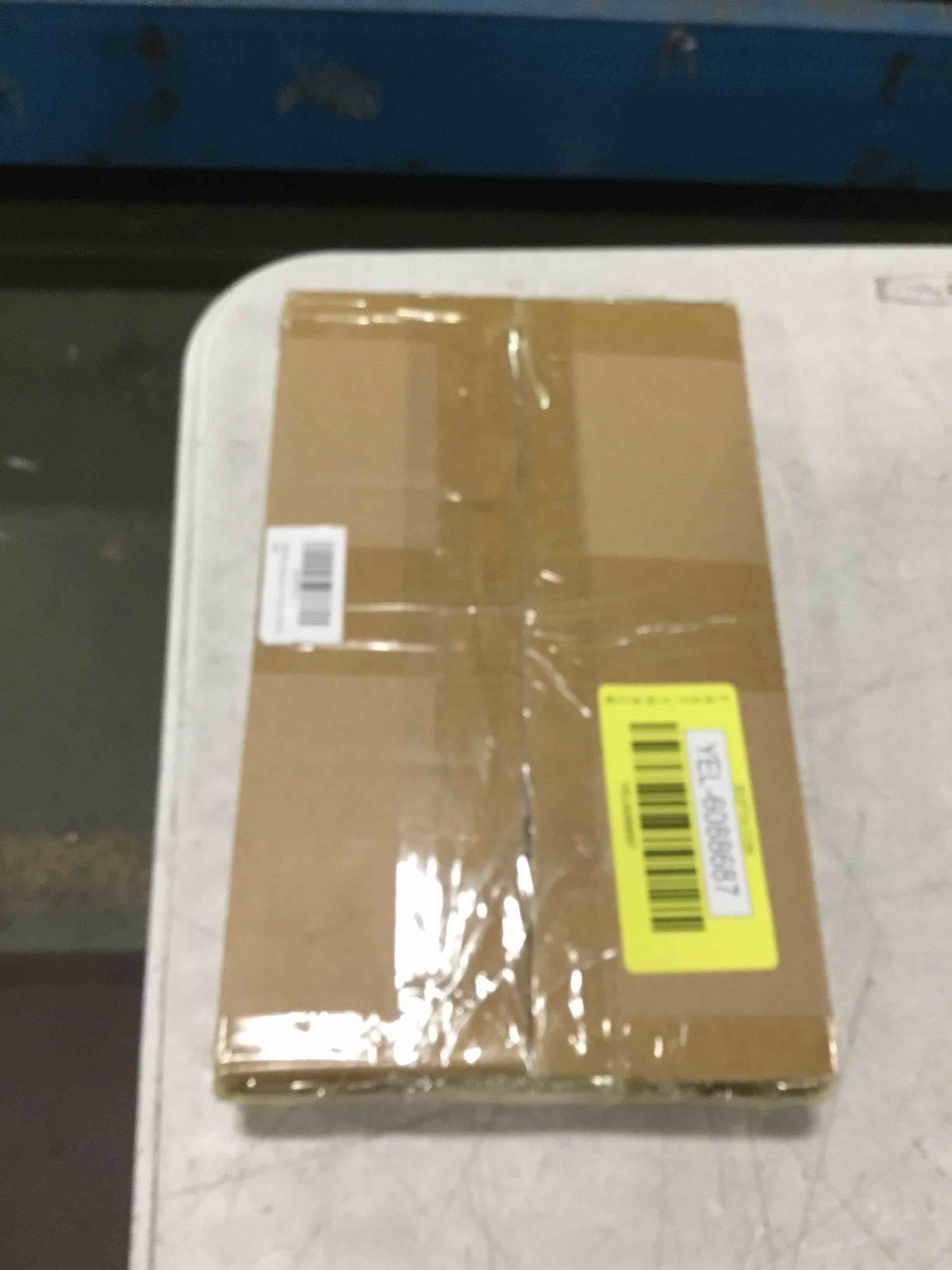 https://s3.amazonaws.com/lotting-images-prod/bidfta/YEL6088687_1709384936935.jpeg