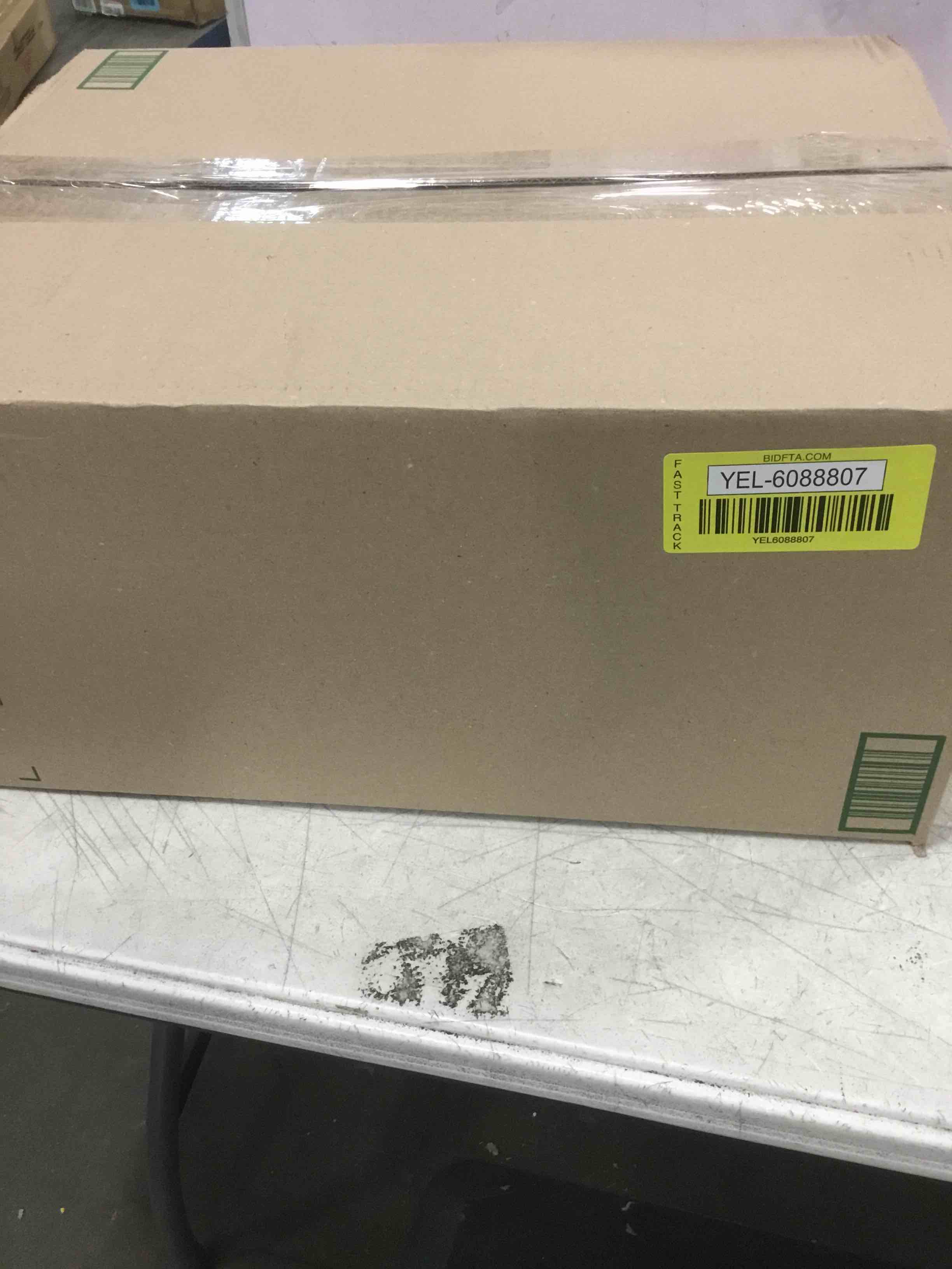 https://s3.amazonaws.com/lotting-images-prod/bidfta/YEL6088807_1709403709246.jpeg