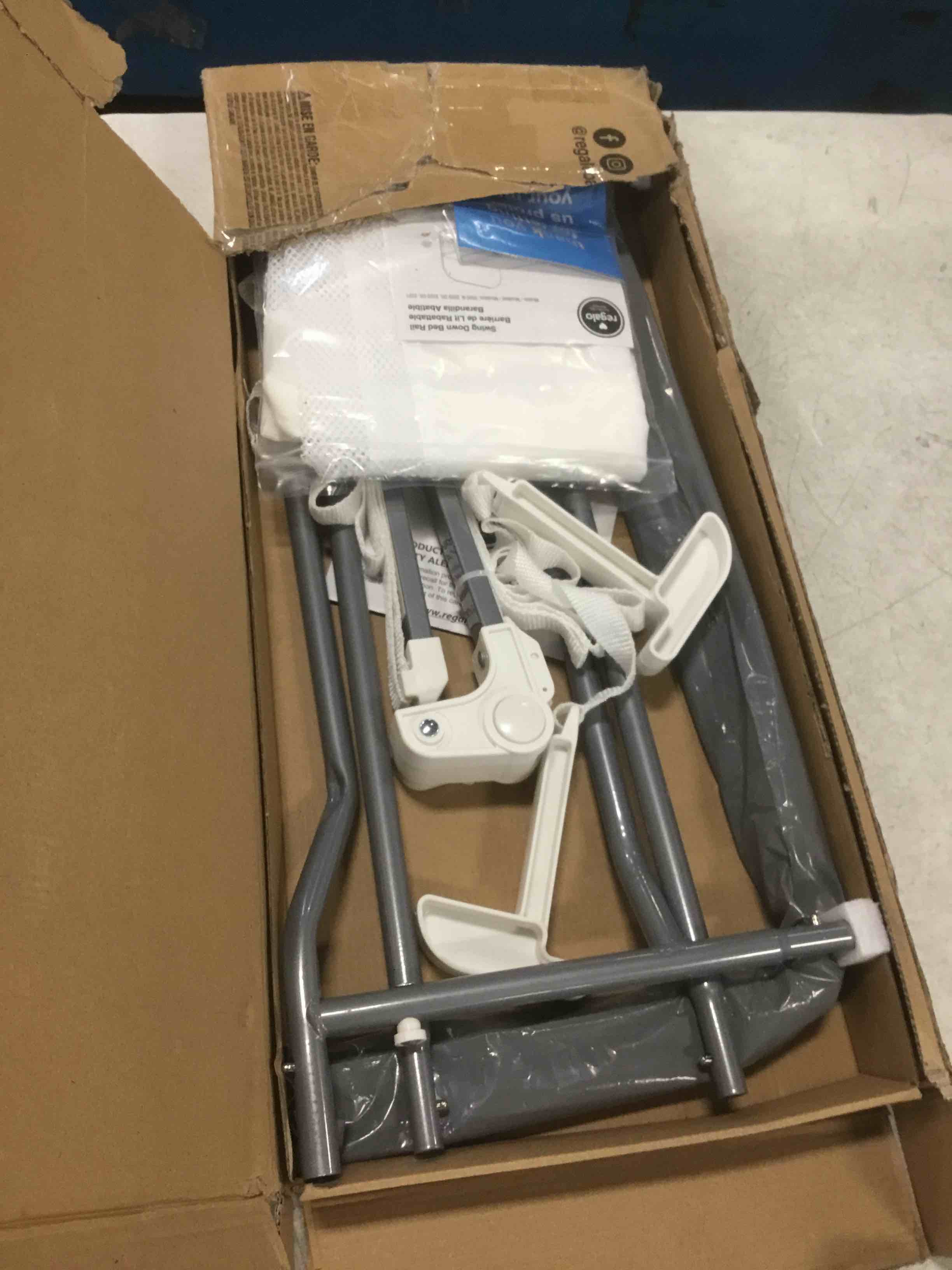 https://s3.amazonaws.com/lotting-images-prod/bidfta/YEL6088820_1709404786477.jpeg