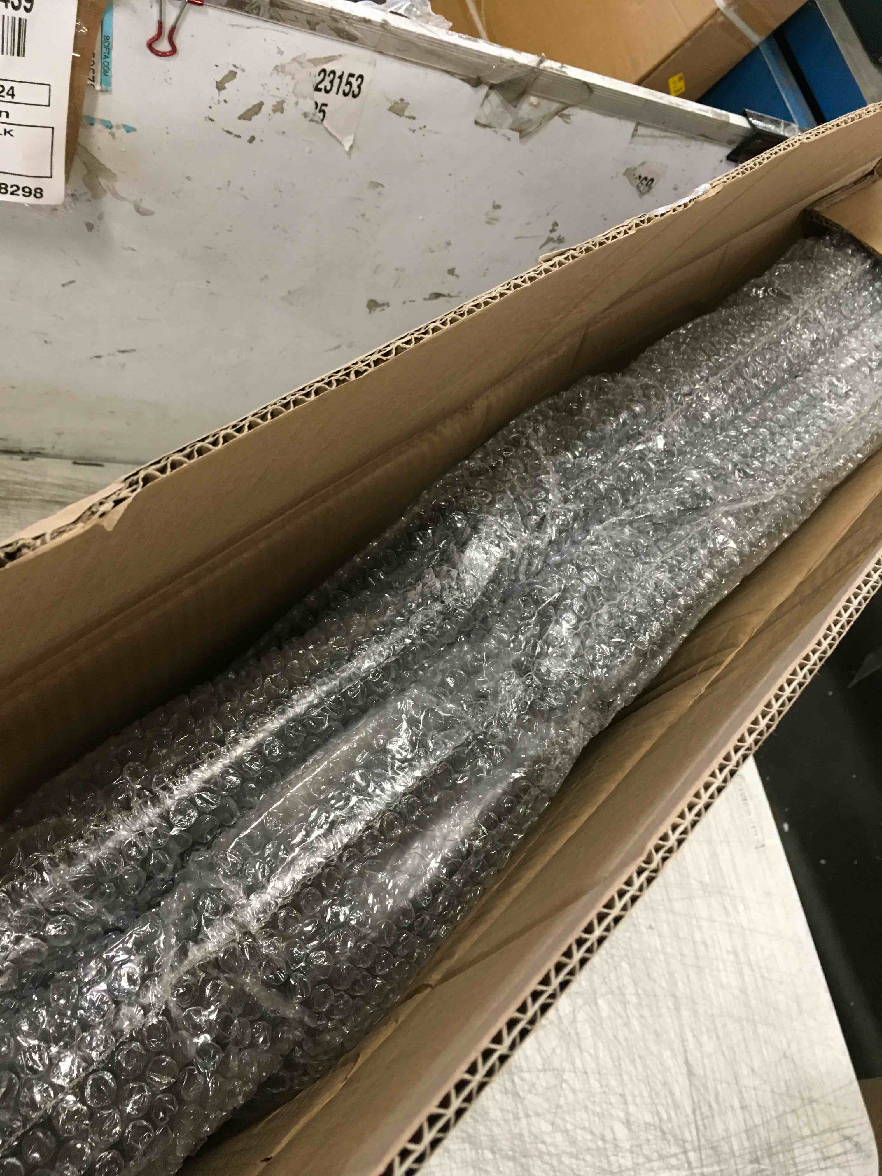 https://s3.amazonaws.com/lotting-images-prod/bidfta/YEL6088958_1708525268331.jpeg