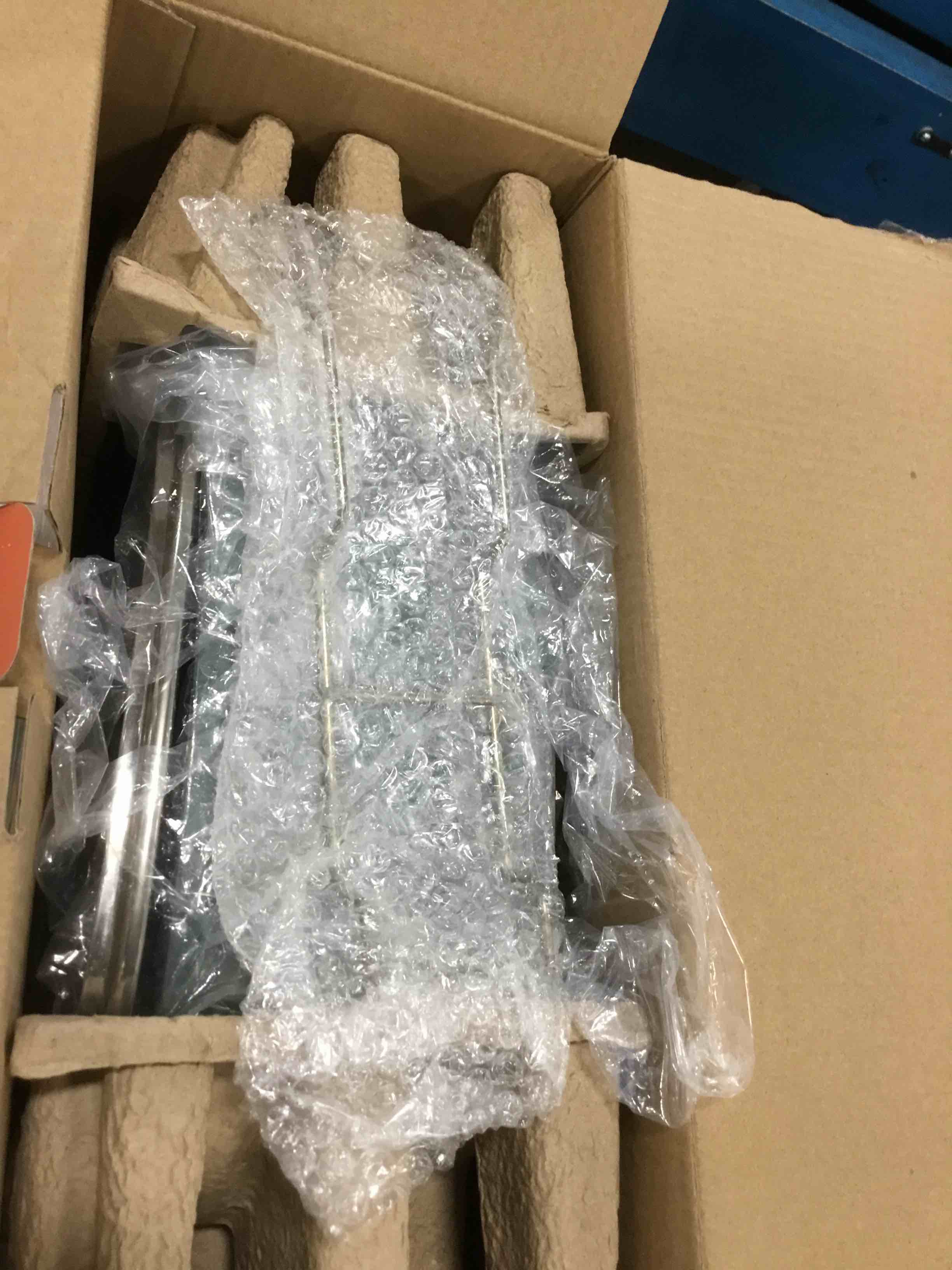 https://s3.amazonaws.com/lotting-images-prod/bidfta/YEL6089191_1708618833728.jpeg