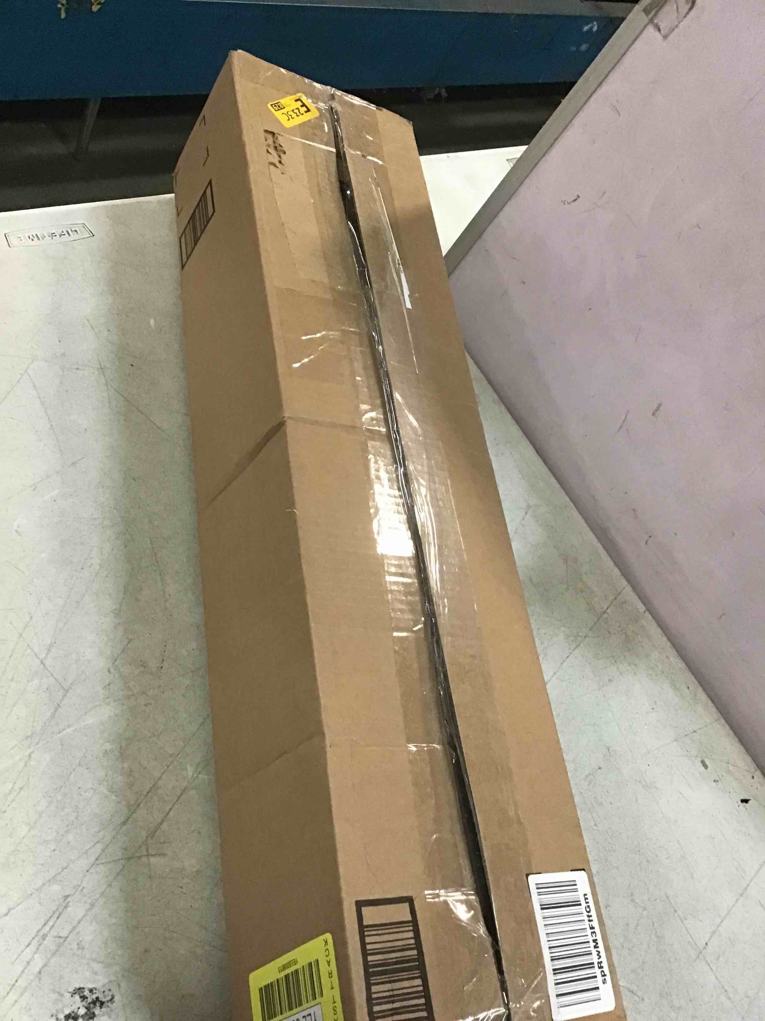 https://s3.amazonaws.com/lotting-images-prod/bidfta/YEL6089613_1708715776473.jpeg