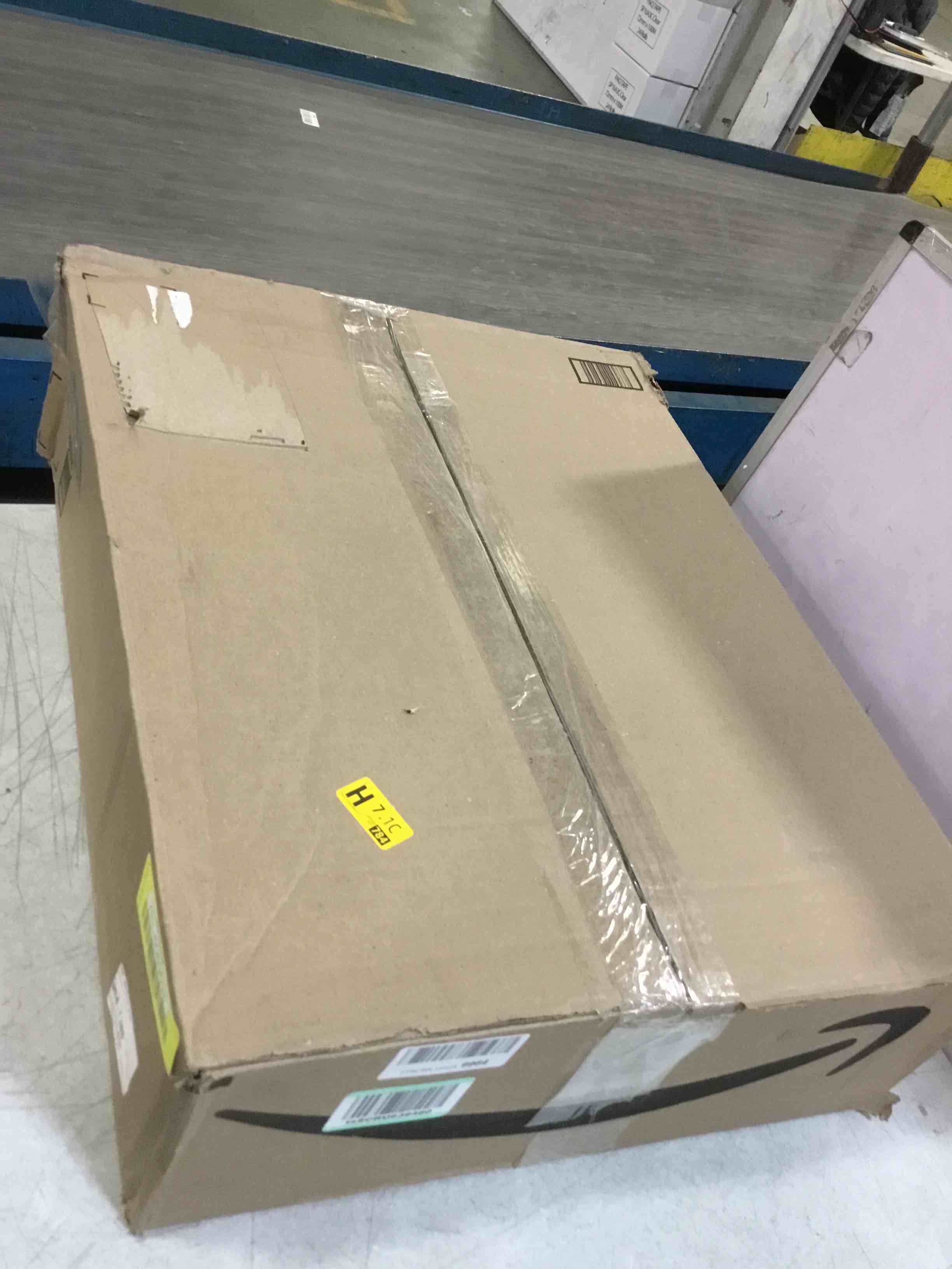 https://s3.amazonaws.com/lotting-images-prod/bidfta/YEL6089694_1708782452730.jpeg
