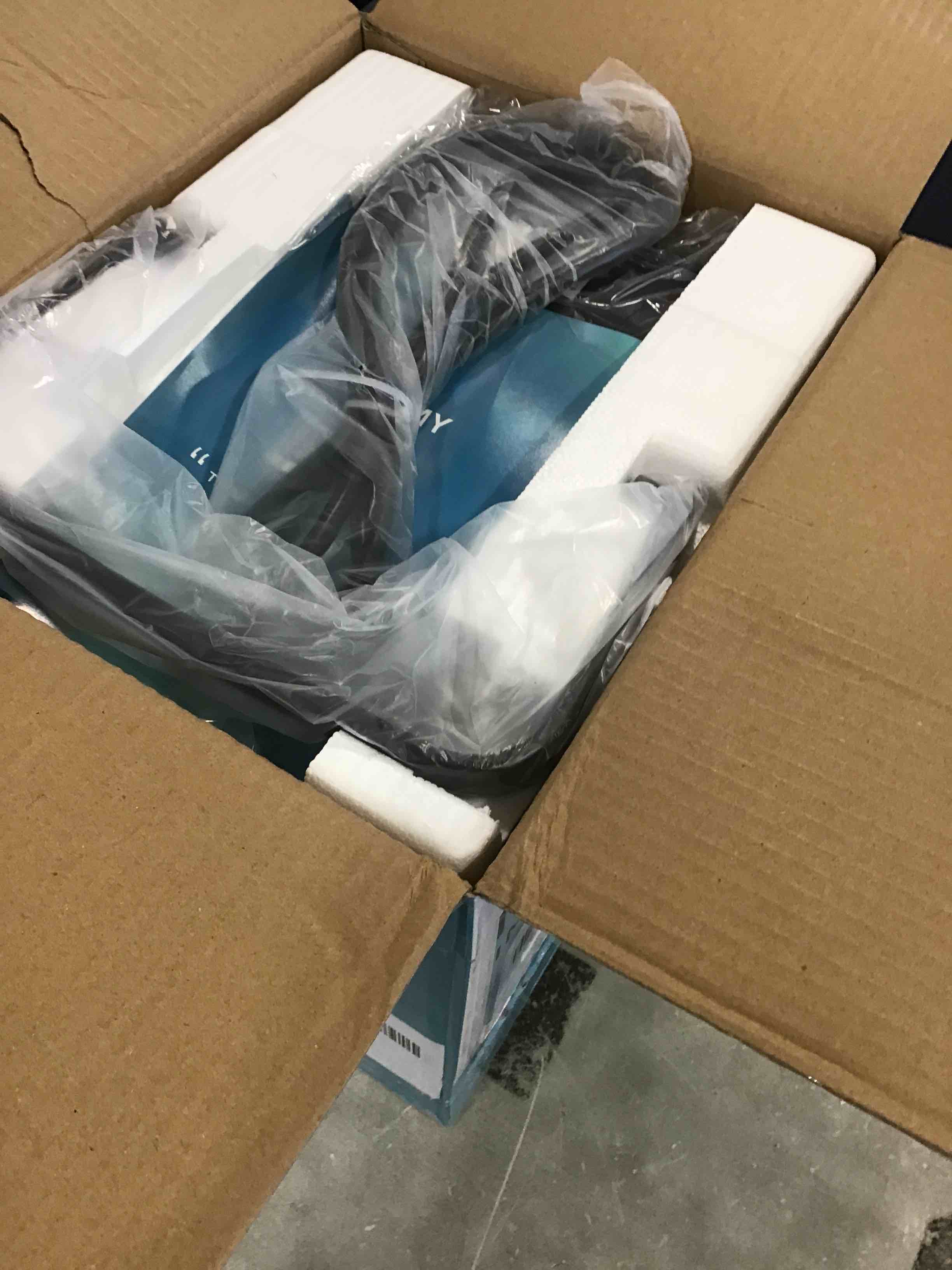 https://s3.amazonaws.com/lotting-images-prod/bidfta/YEL6090484_1708439074657.jpeg