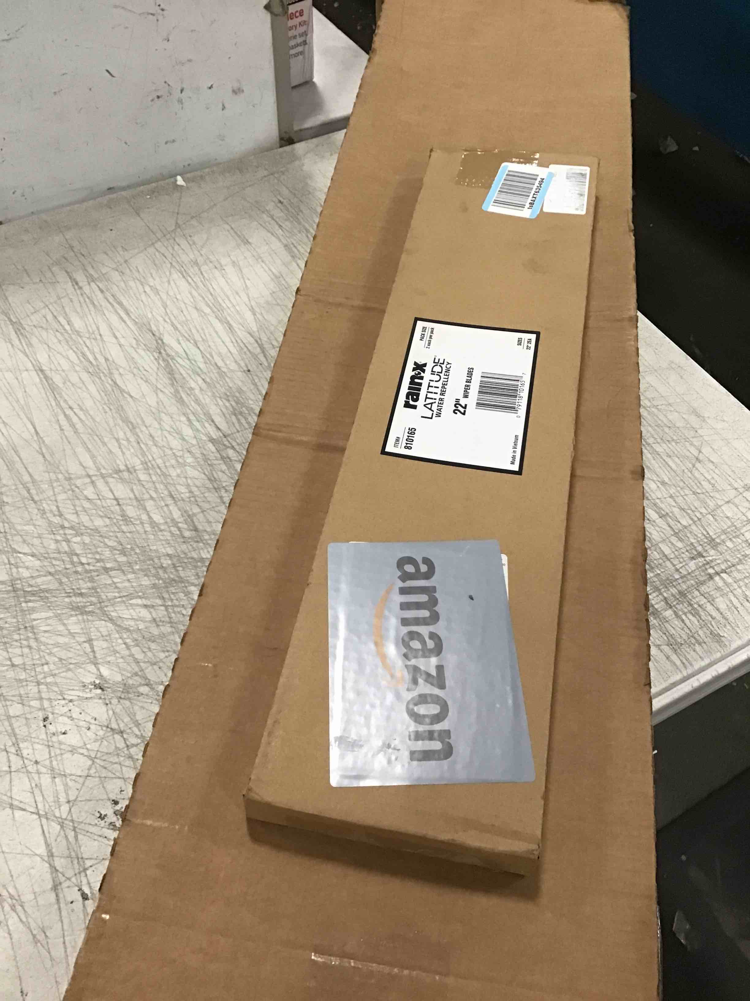 https://s3.amazonaws.com/lotting-images-prod/bidfta/YEL6090931_1708610383819.jpeg